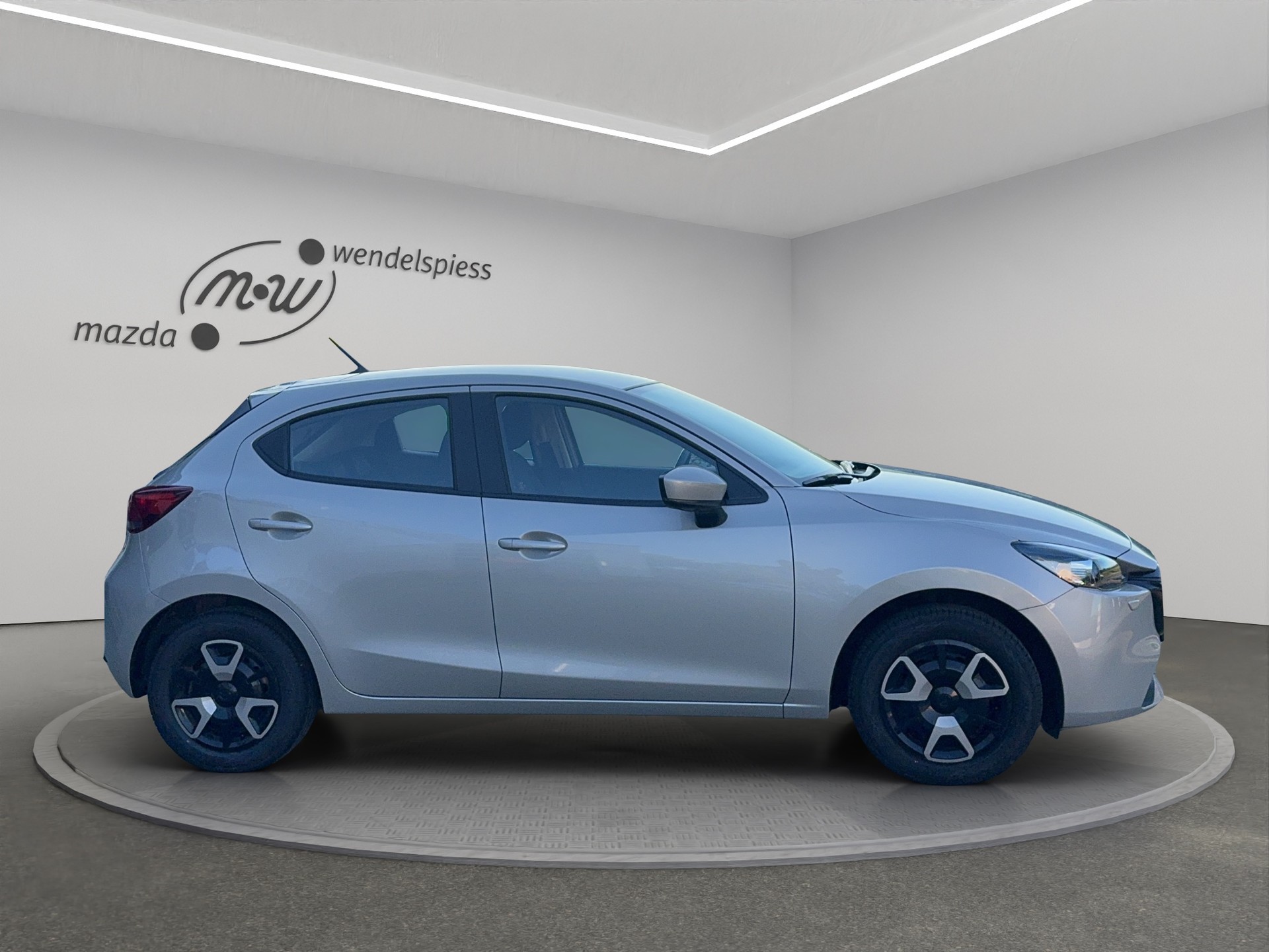 MAZDA 2 SKYACTIV-G 90 Mild Hybrid Center-Line-image-6