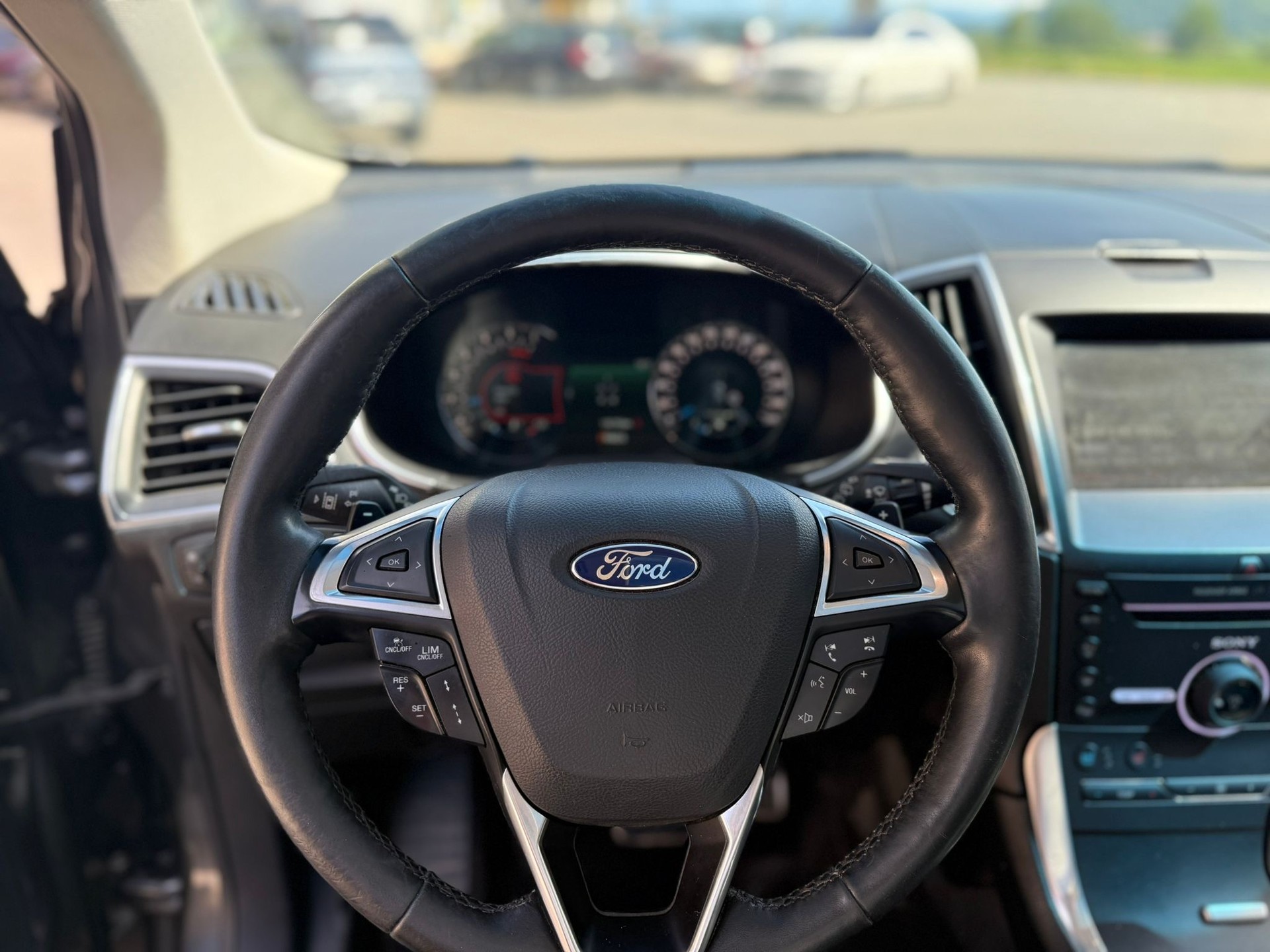 FORD Edge 2.0 TDCi Vignale 4WD PowerShift-image-10