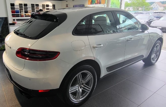PORSCHE Macan PDK-image-3