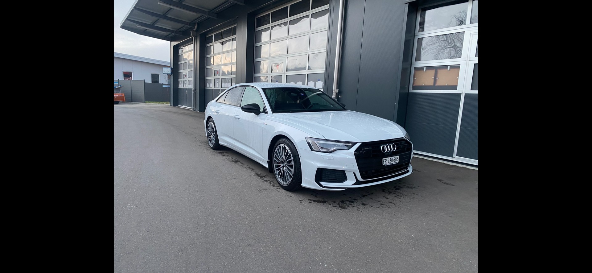 AUDI A6 55 TFSIe Sport quattro S-tronic