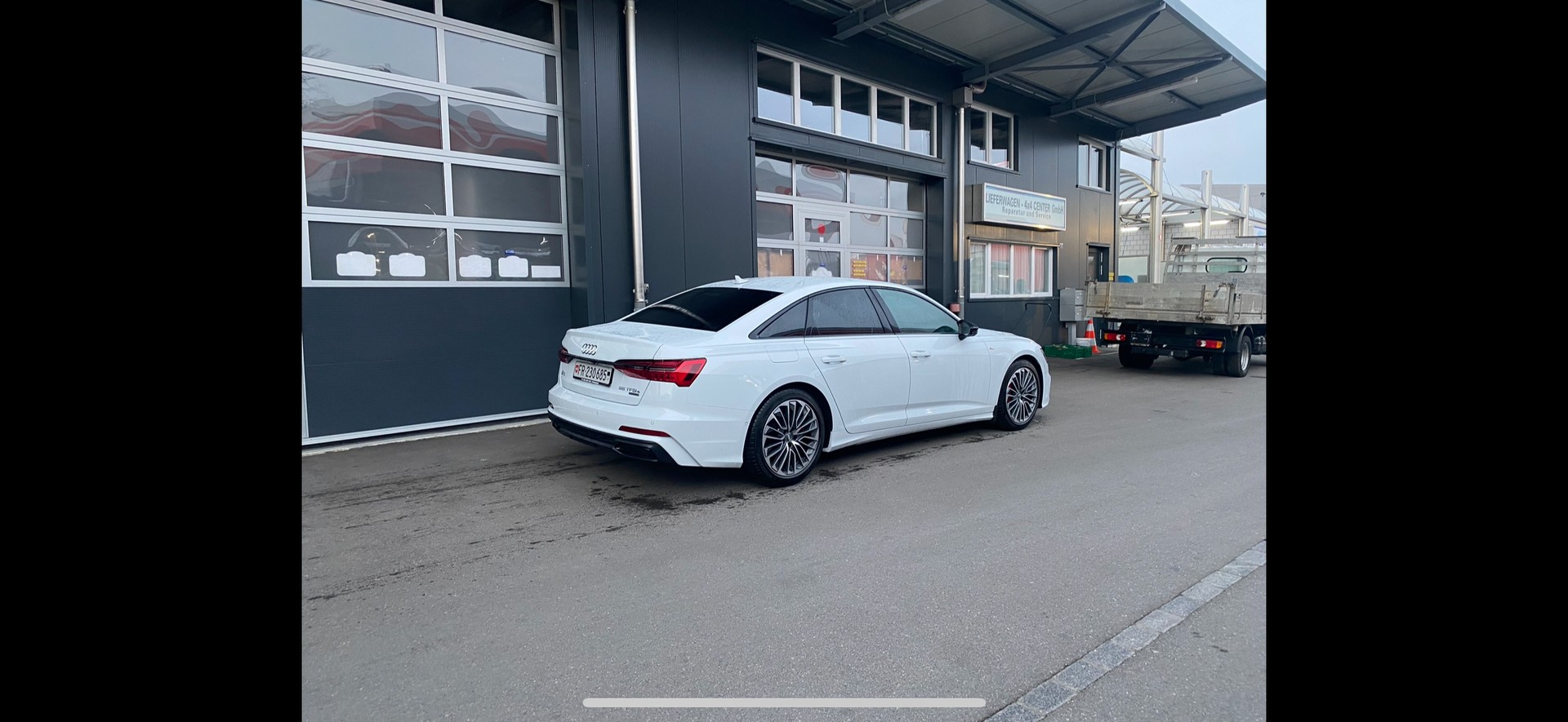 AUDI A6 55 TFSIe Sport quattro S-tronic-image-1