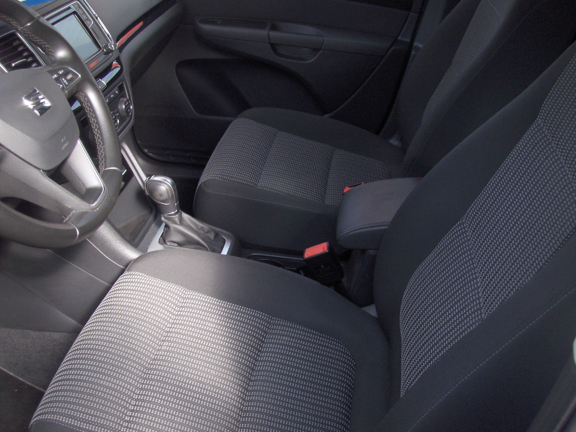 SEAT Alhambra 2.0 TDI 4Drive Style-image-4