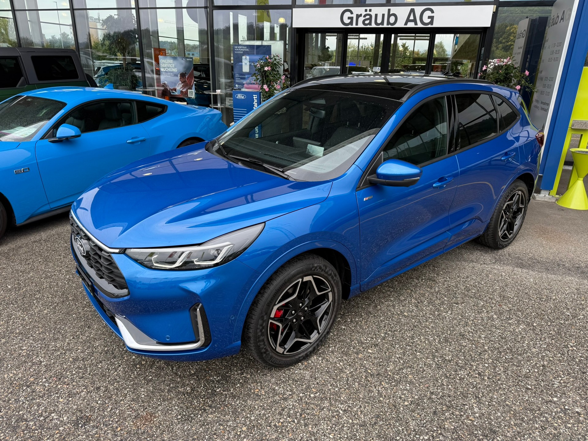 FORD Kuga 2.5 FHEV ST-Line X 4WD-image-2