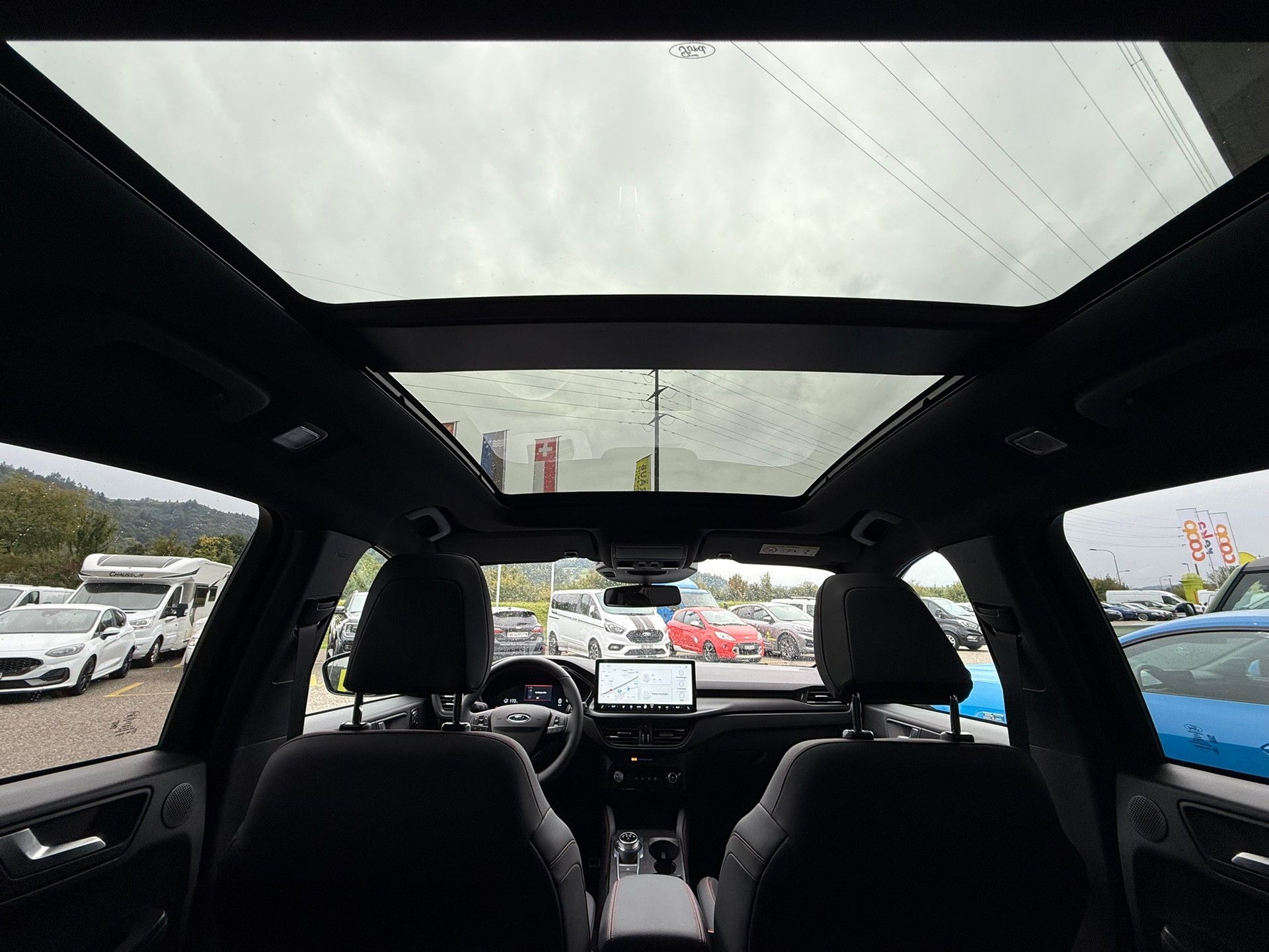 FORD Kuga 2.5 FHEV ST-Line X 4WD-image-9