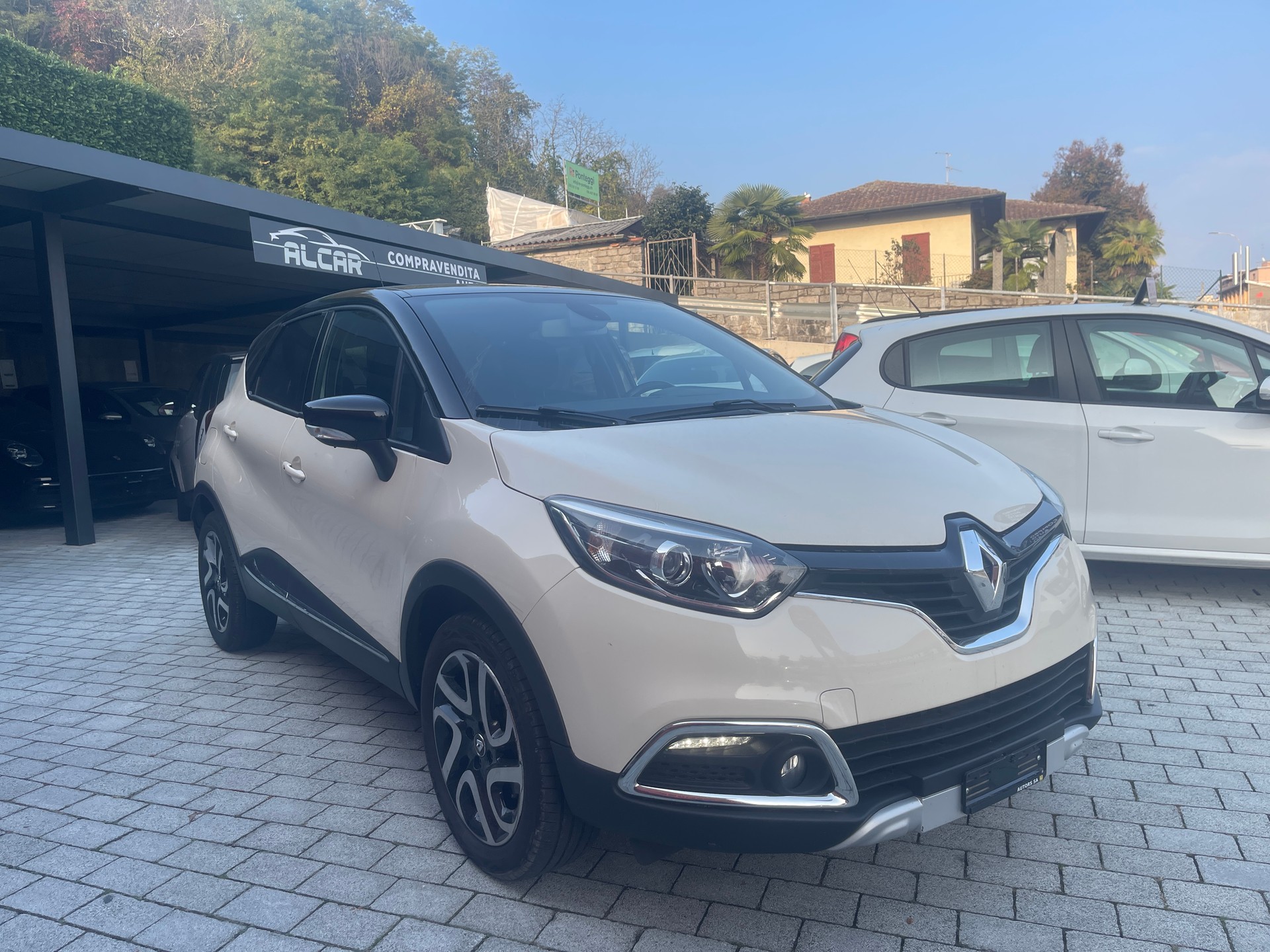 RENAULT Captur 1.2 T 16V Limited
