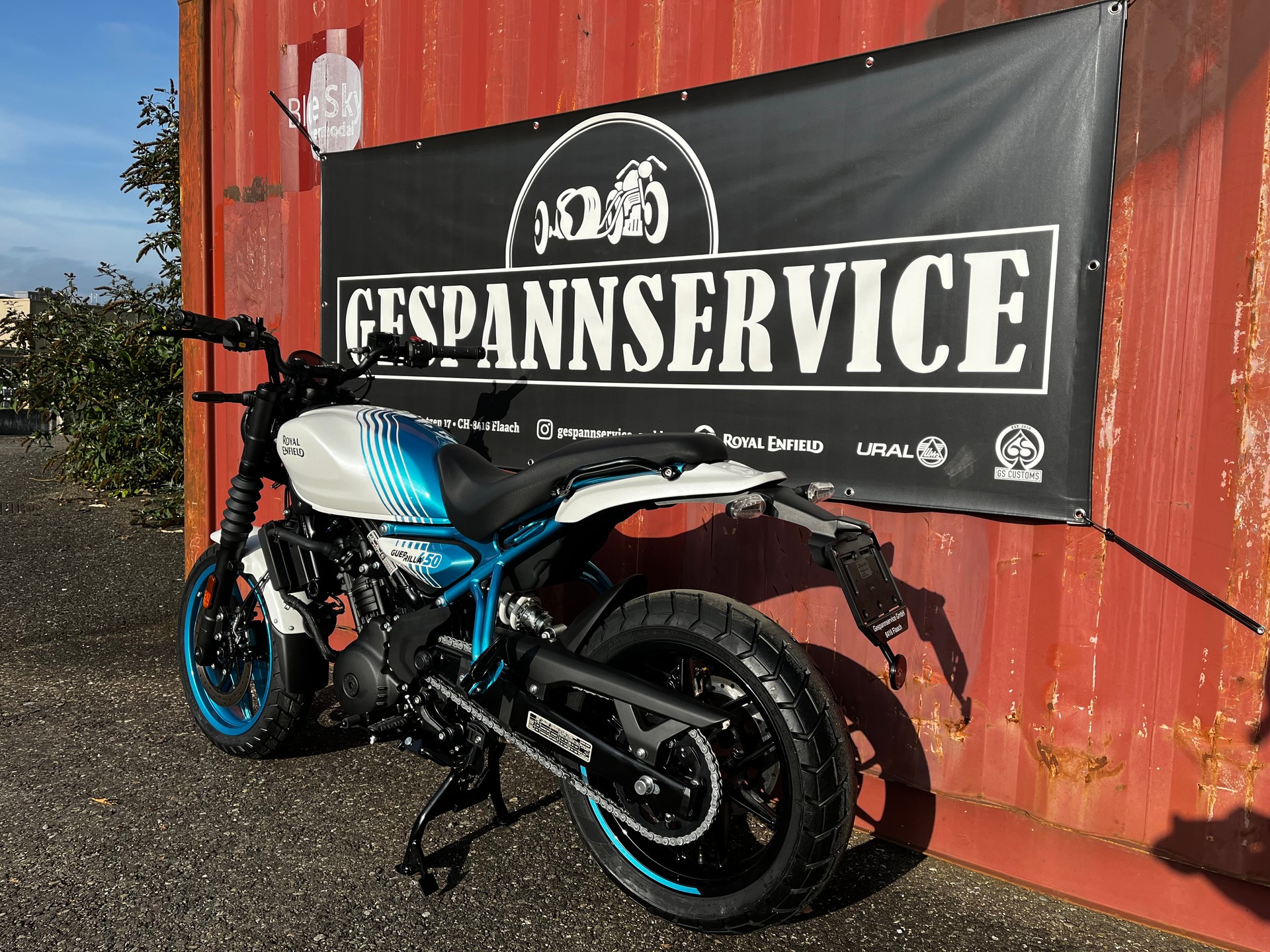 ROYAL ENFIELD Guerrilla 450 Top-image-3