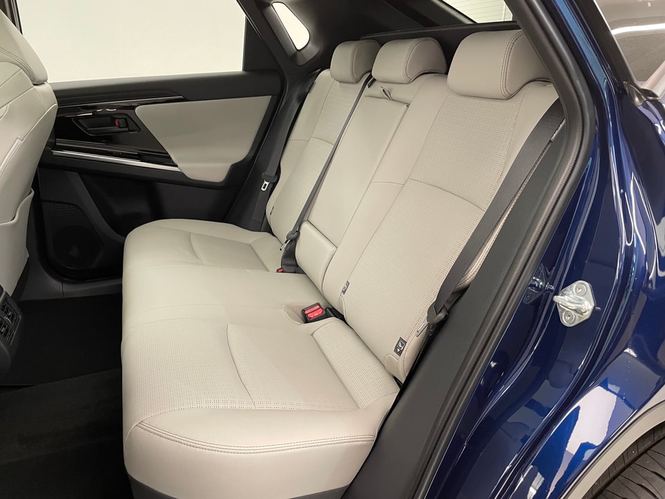 bZ4X Electric 71.4 kWh Premium AWD 11 kW OBC