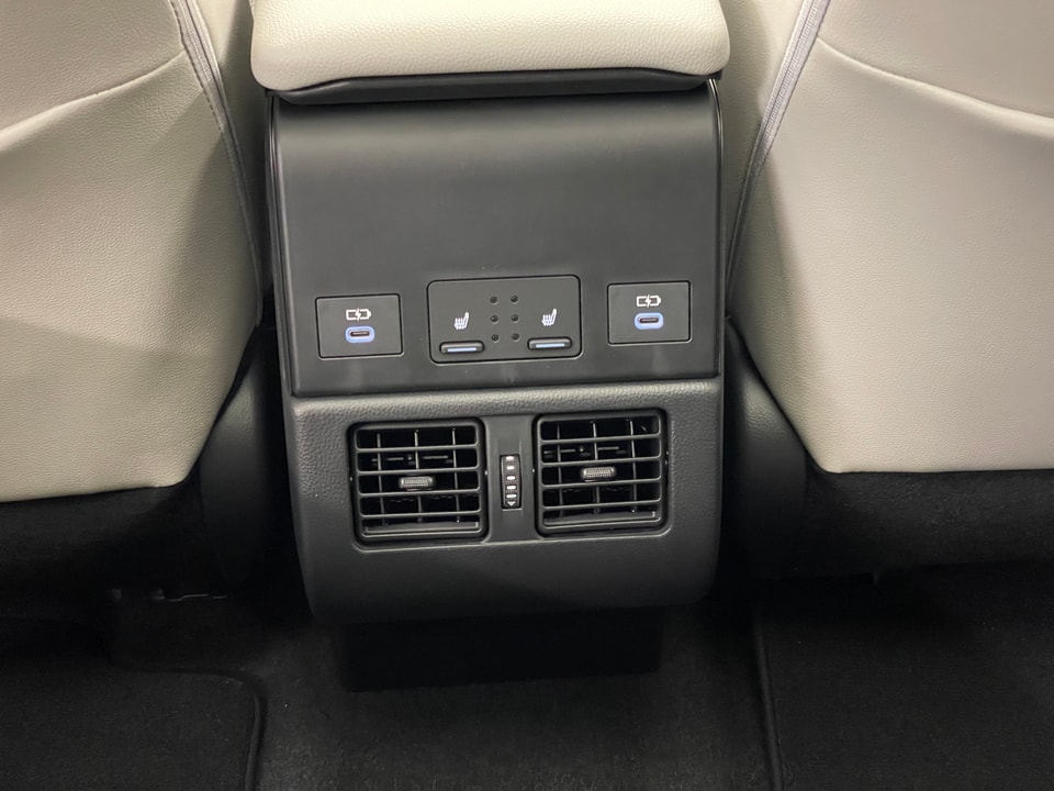 bZ4X Electric 71.4 kWh Premium AWD 11 kW OBC