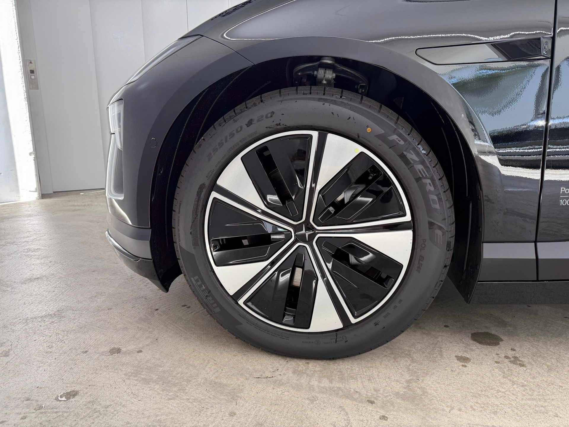 POLESTAR 4 Long Range Dual Motor Prime-image-7