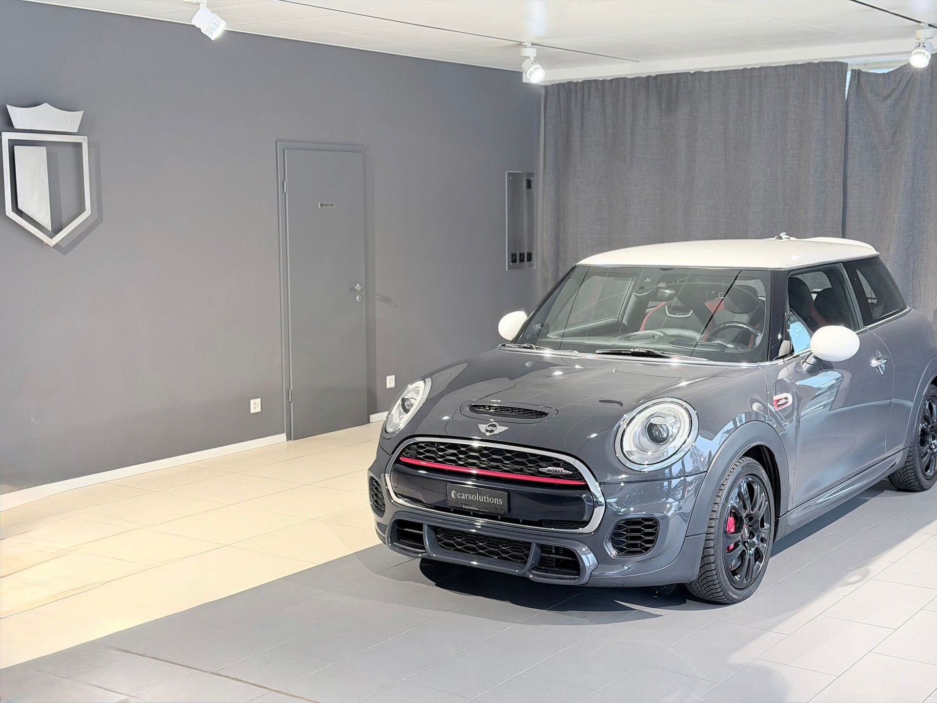 MINI Cooper John Cooper Works-image-0
