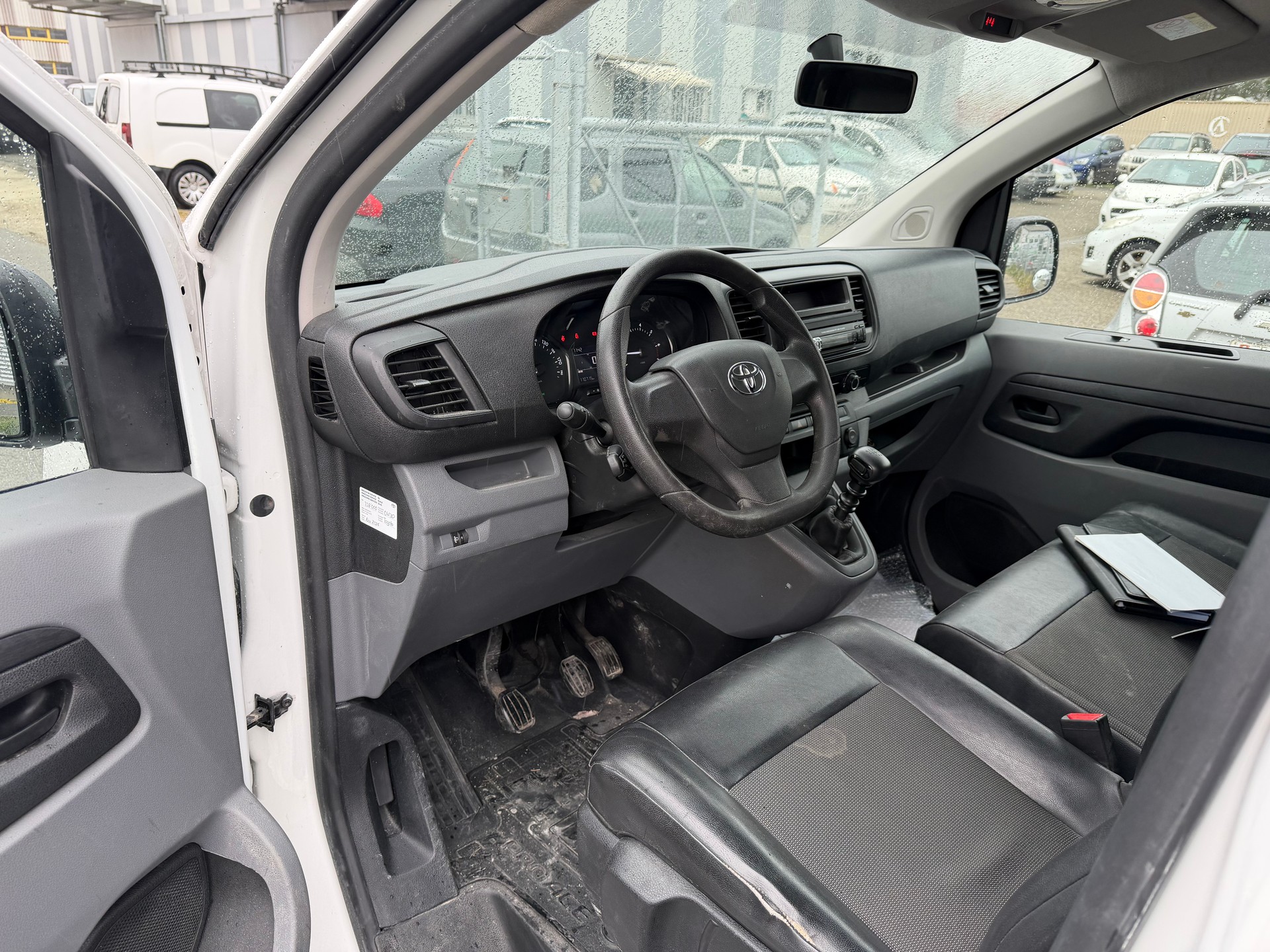 TOYOTA Proace 1.6D Panel Van L1 Terra-image-6