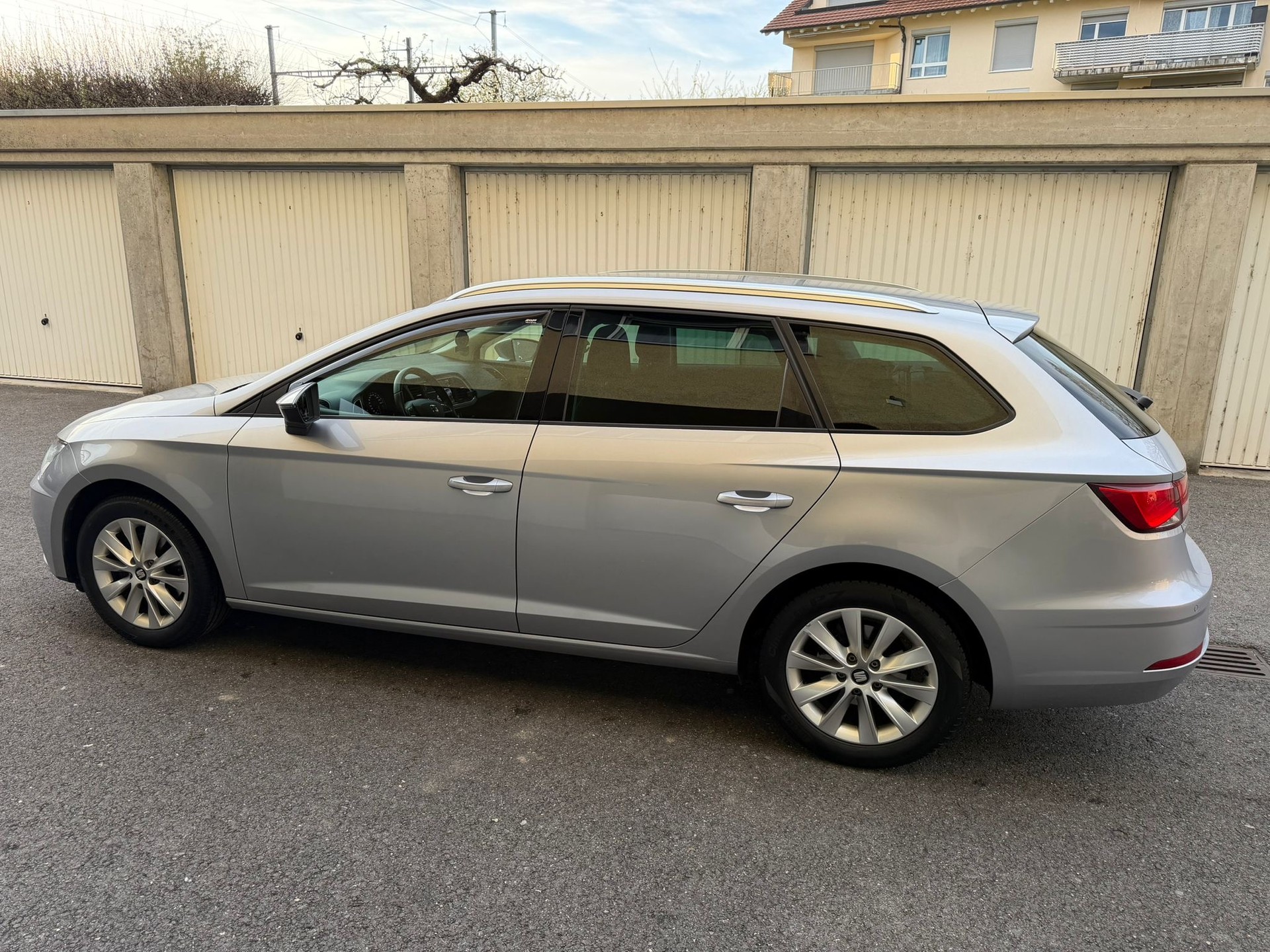 SEAT Leon ST 1.5 TGI Style DSG-image-7