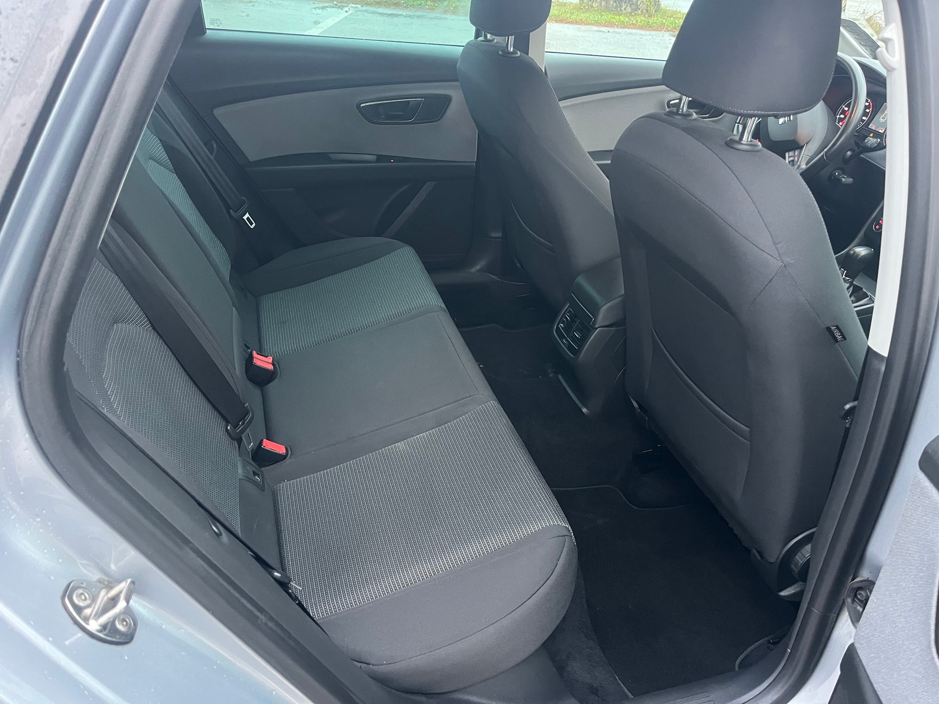 SEAT Leon ST 1.5 TGI Style DSG-image-8