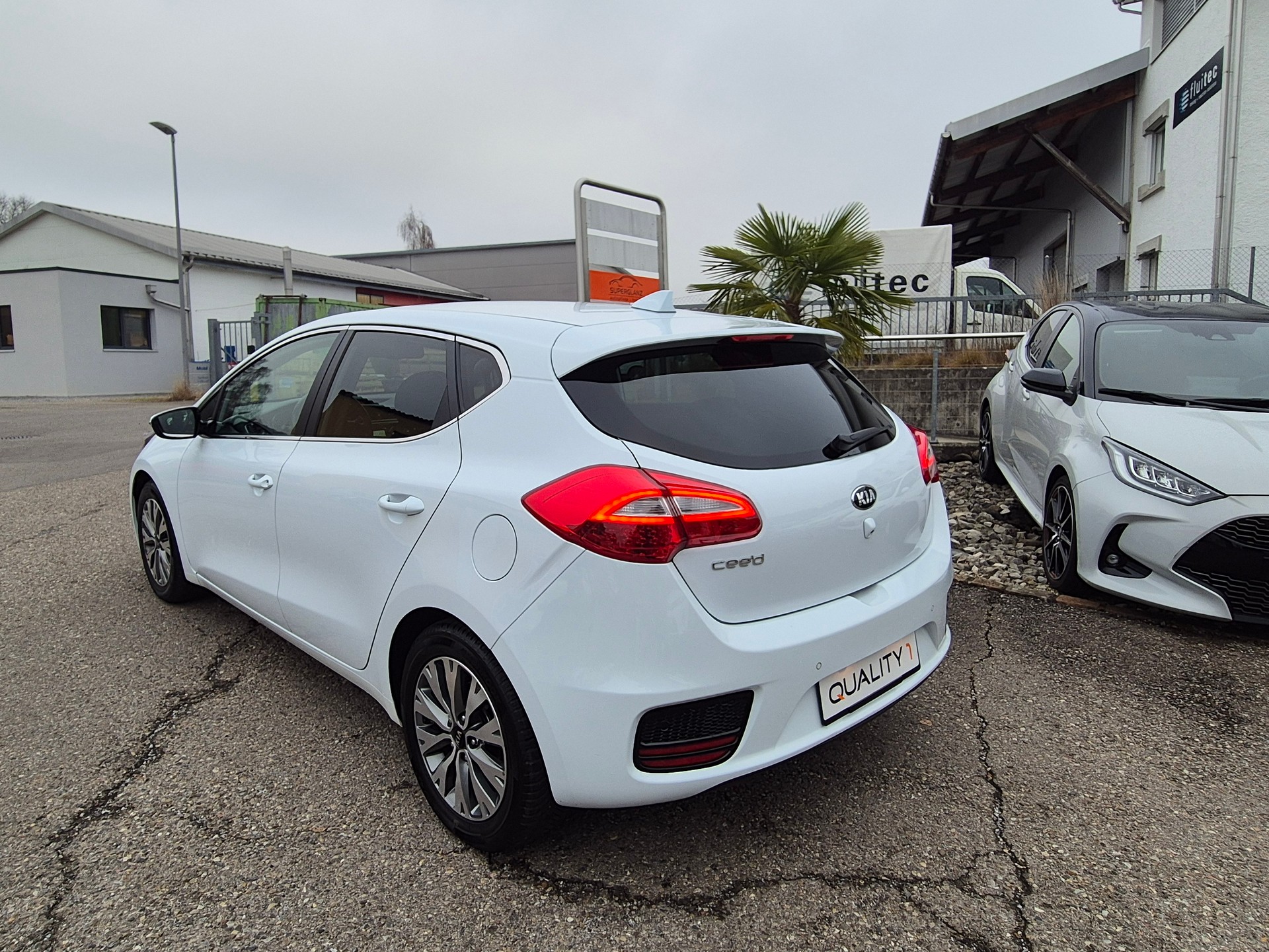 KIA Cee'd Sportswagon 1.6 GDi Swiss Champion DCT-image-16