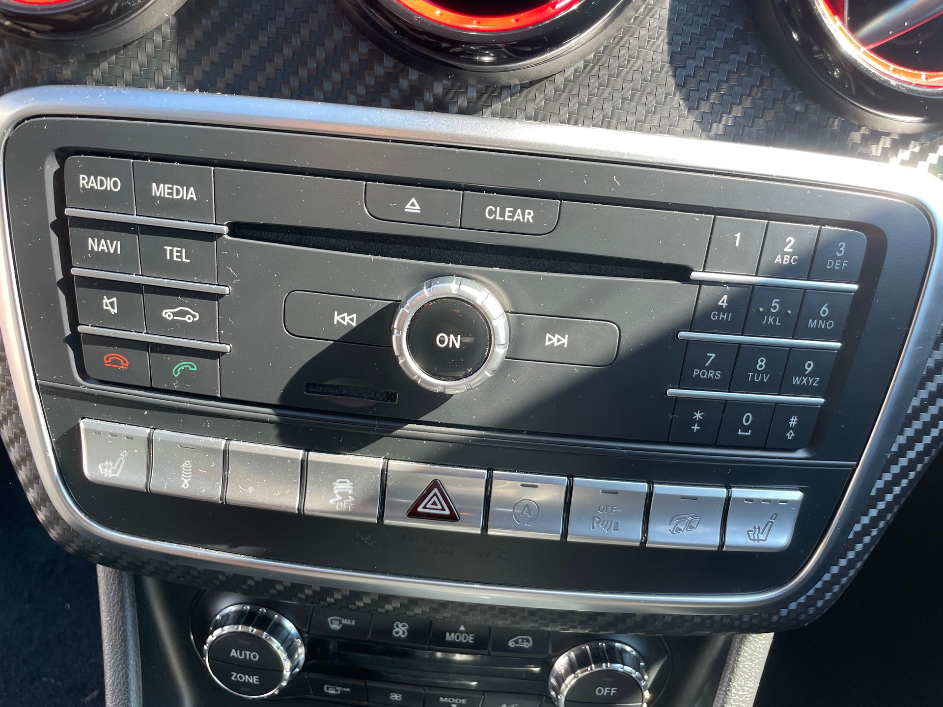MERCEDES-BENZ A 45 AMG 4Matic Speedshift 7G-DCT-image-8