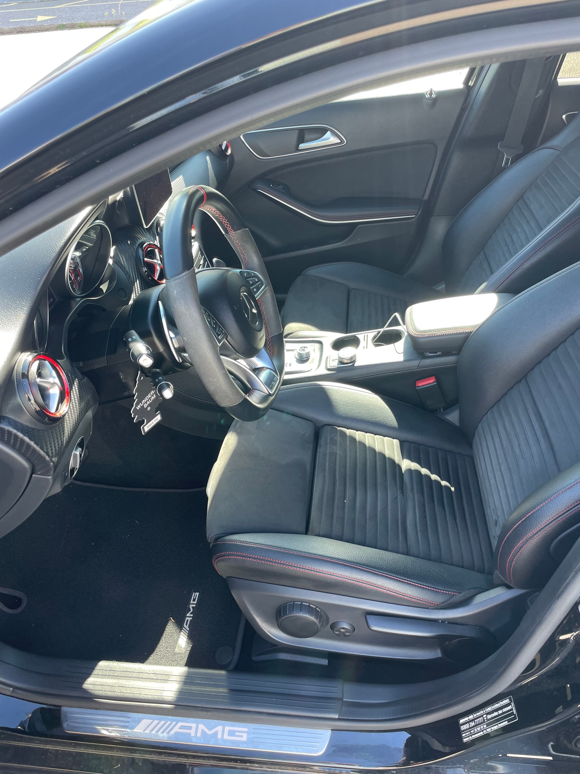 MERCEDES-BENZ A 45 AMG 4Matic Speedshift 7G-DCT-image-3