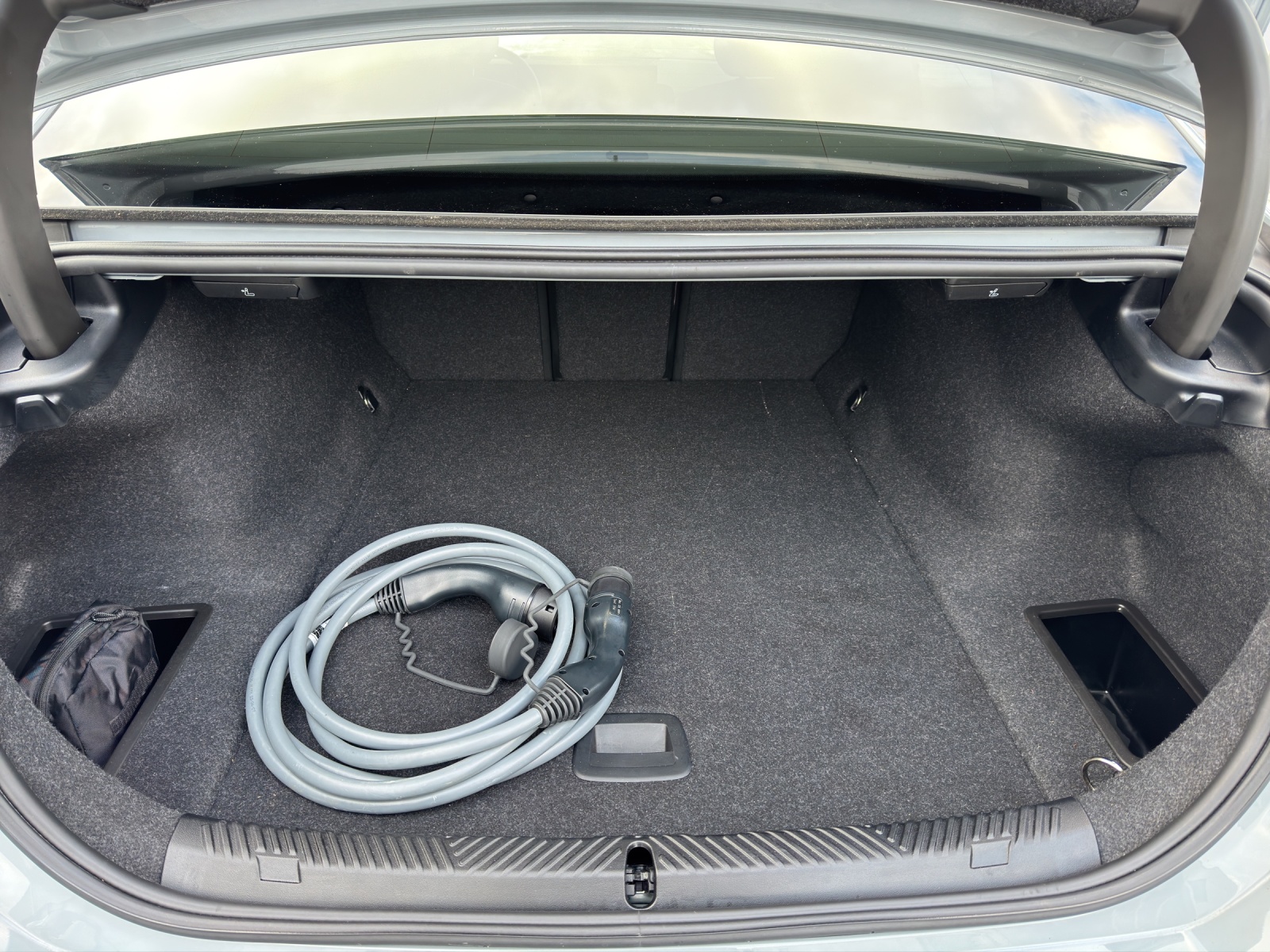 BMW i5 M60 xDrive-image-9
