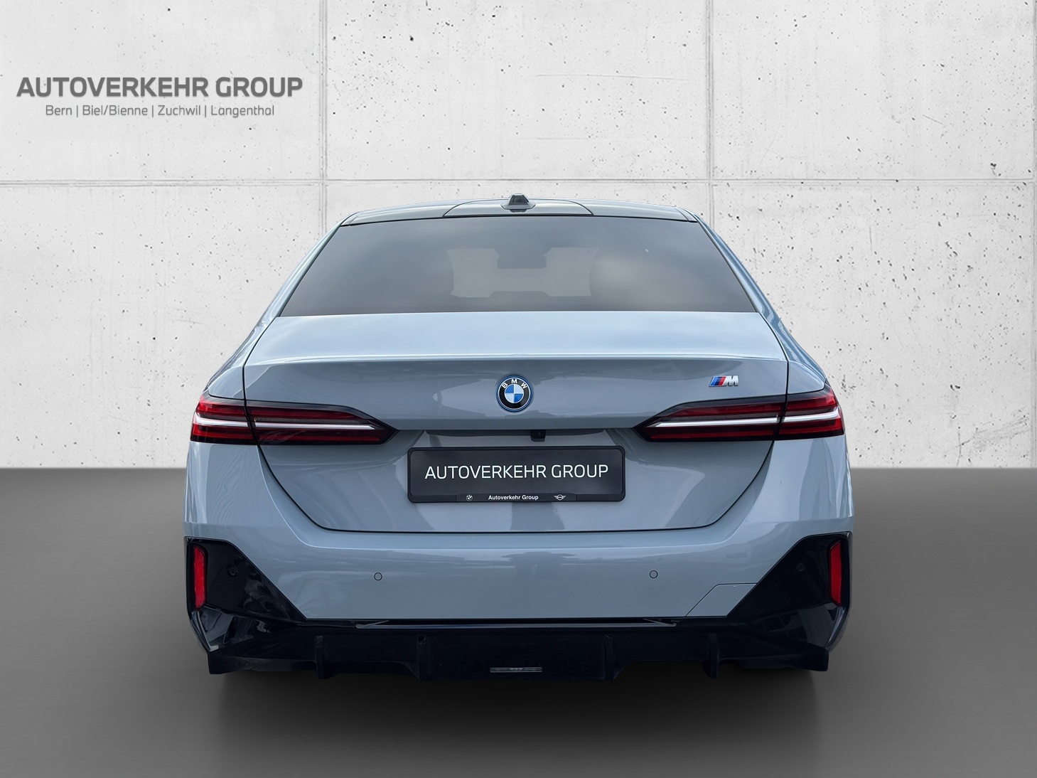 BMW i5 M60 xDrive-image-4