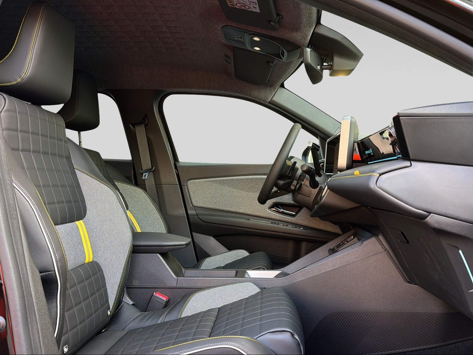 RENAULT R4 E-TECH ELECTRIC iconic 150PS Comfort Range-image-11