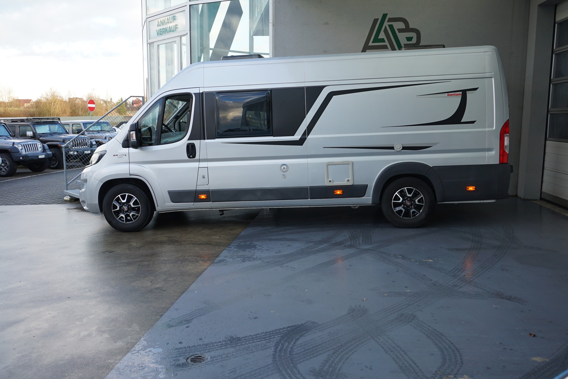 PILOTE Fiat Ducato 2.3 Diesel 131PS V630 F/J mit Längsbetten "aus erster Hand"