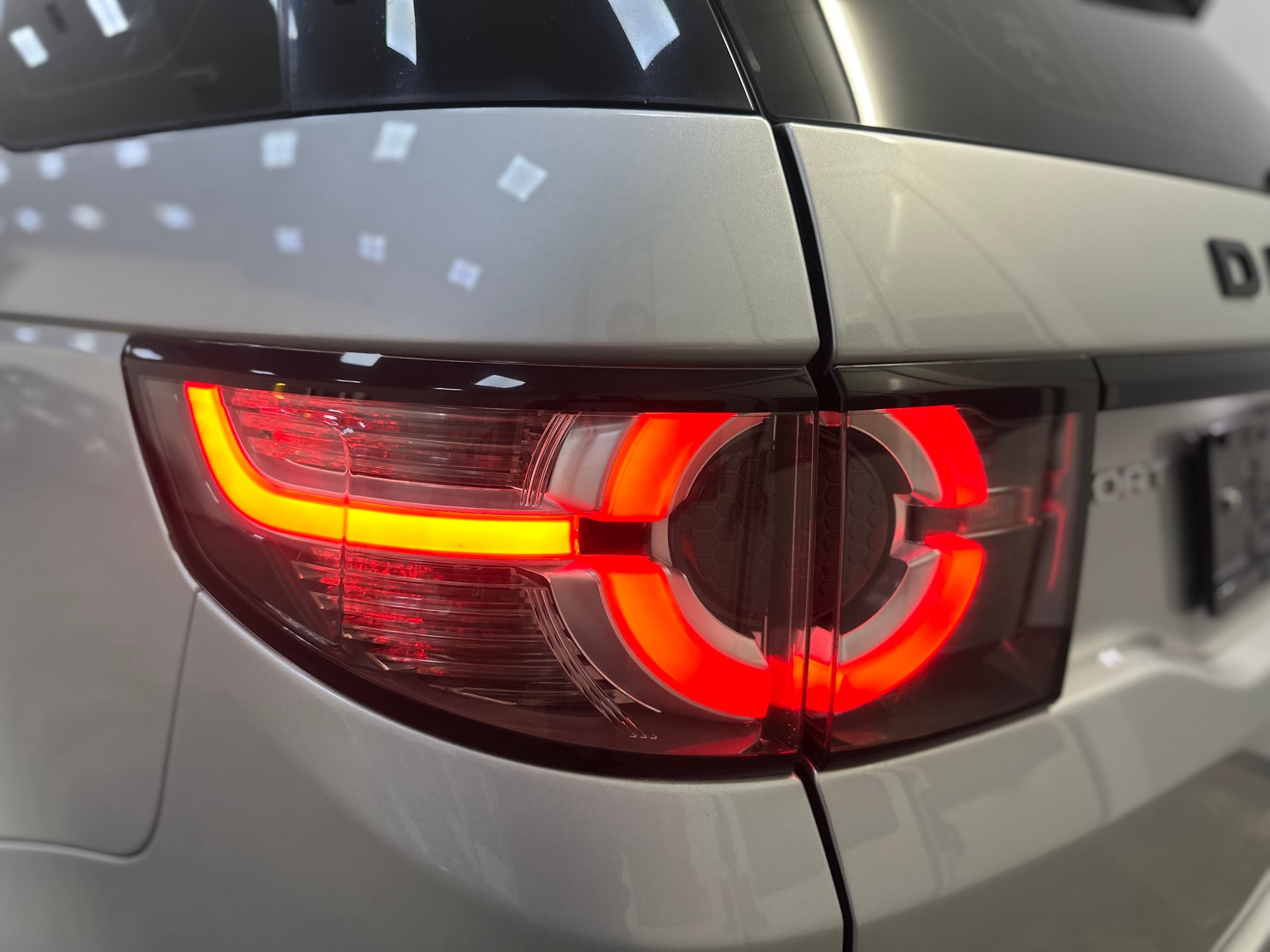 LAND ROVER Sport 2.0 TD4 Pure AT9-image-6