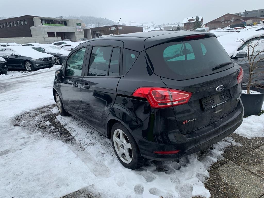 FORD B-Max 1.0 SCTi Titanium-image-4