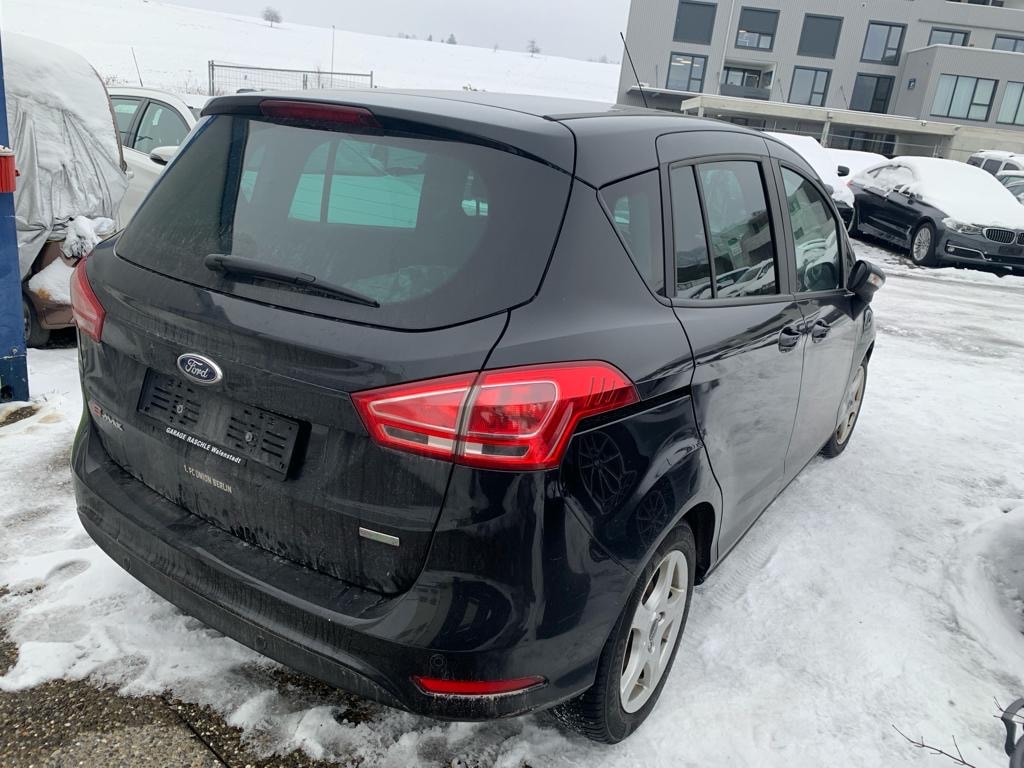 FORD B-Max 1.0 SCTi Titanium-image-2