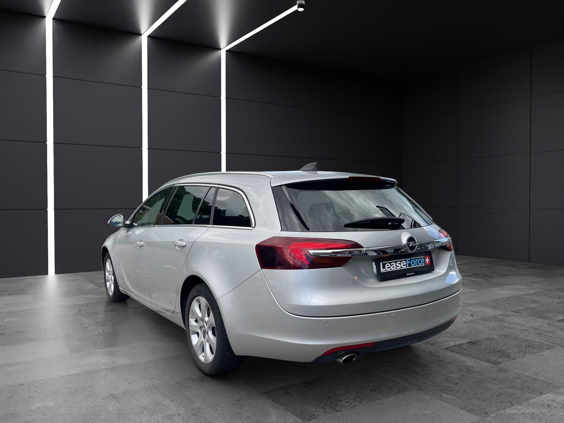 OPEL Insignia Sports Tourer 2.0 CDTI Cosmo Automatic-image-3