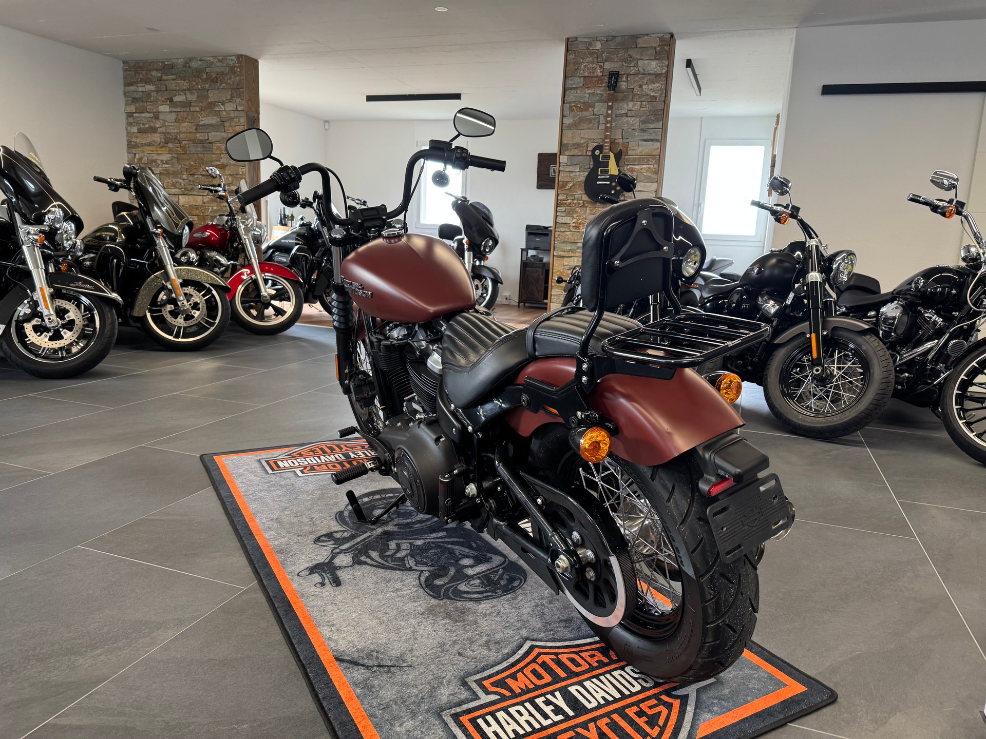 HARLEY-DAVIDSON FXBB Street Bob 107 ABS-showroom-element-3