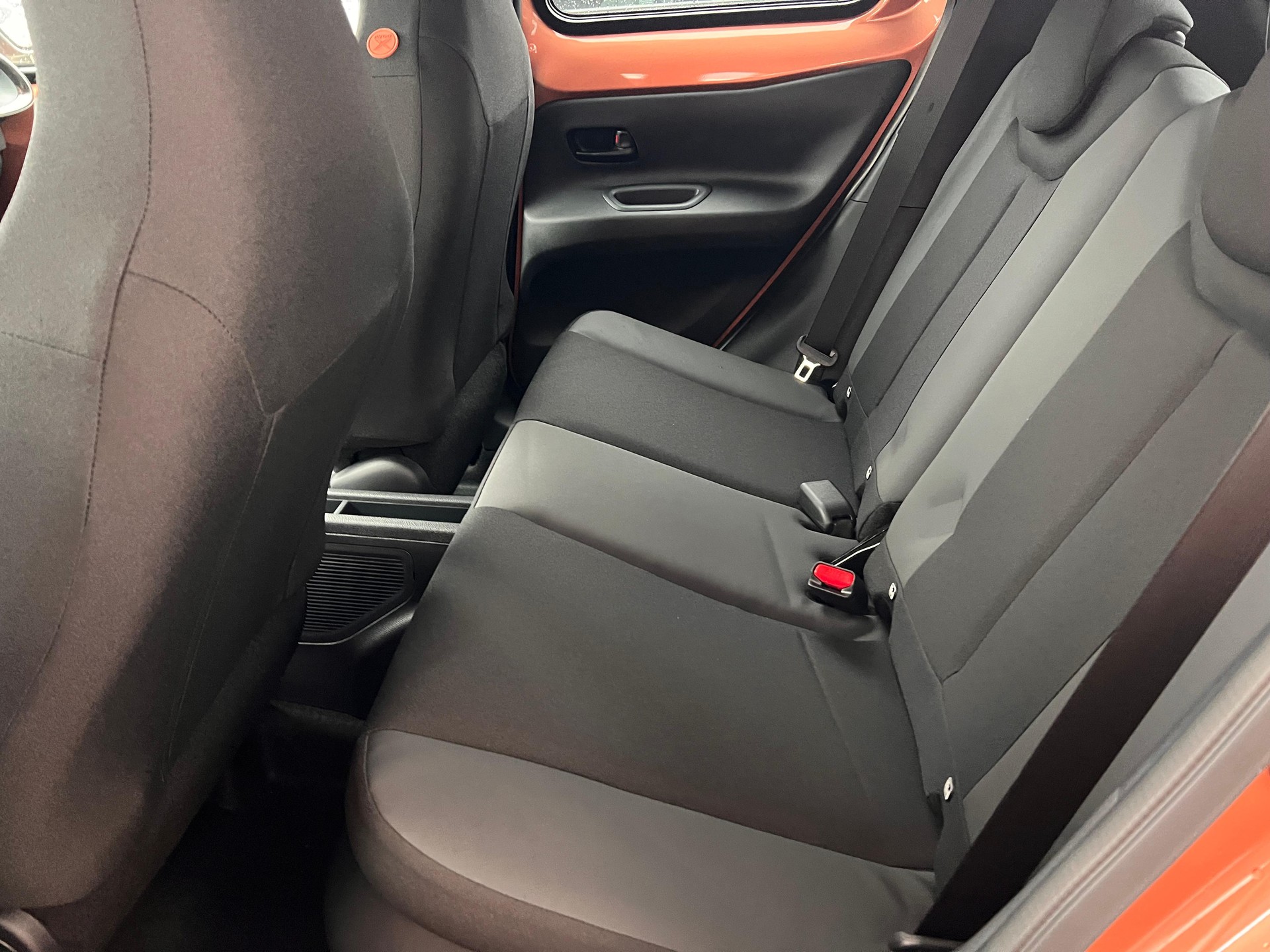 TOYOTA Aygo X 1.5 VVT-i HSD Style-image-9