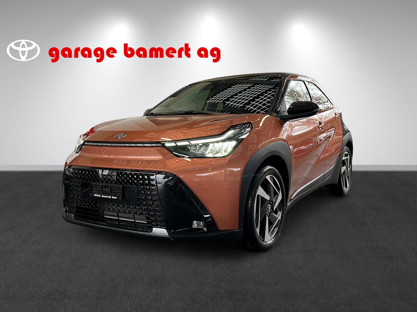 TOYOTA Aygo X 1.5 VVT-i HSD Style-image-0