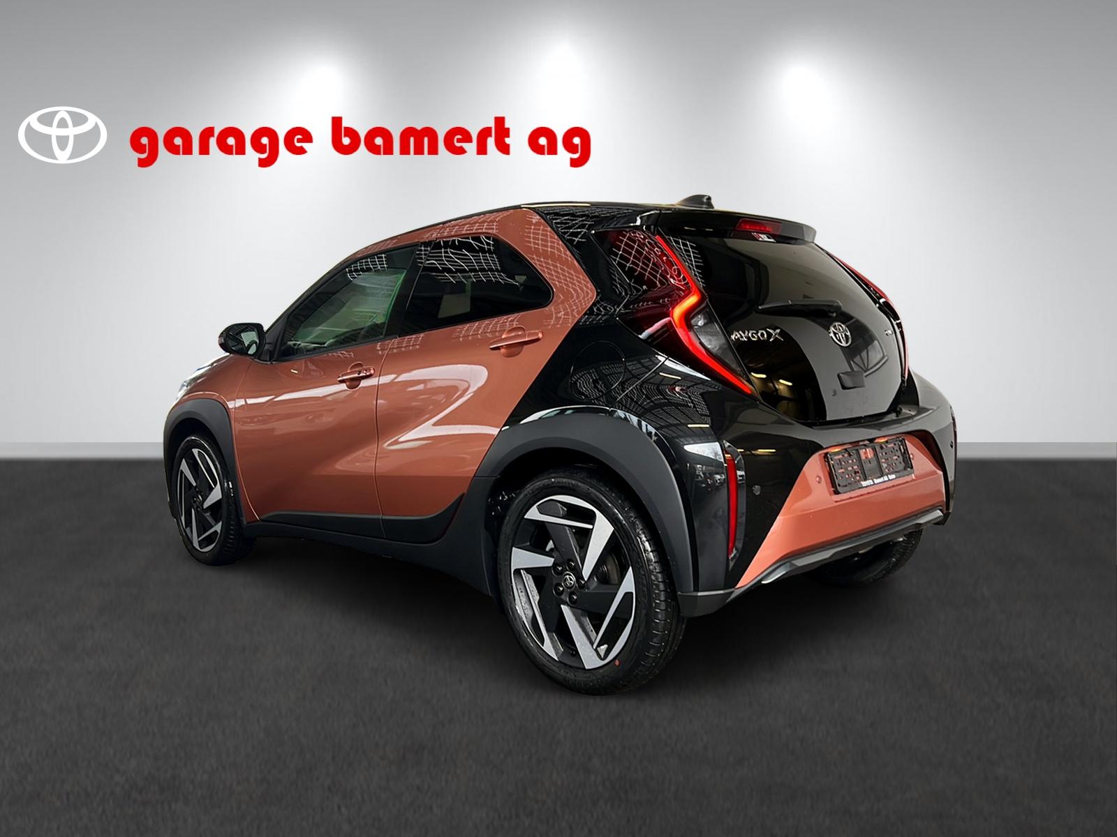 TOYOTA Aygo X 1.5 VVT-i HSD Style-image-3