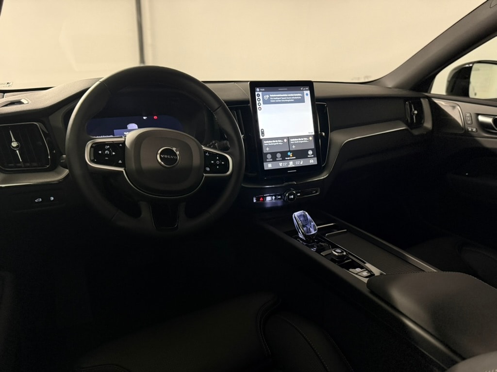 VOLVO XC60 T6 eAWD PluginHybrid Black Edition Geartronic-image-6