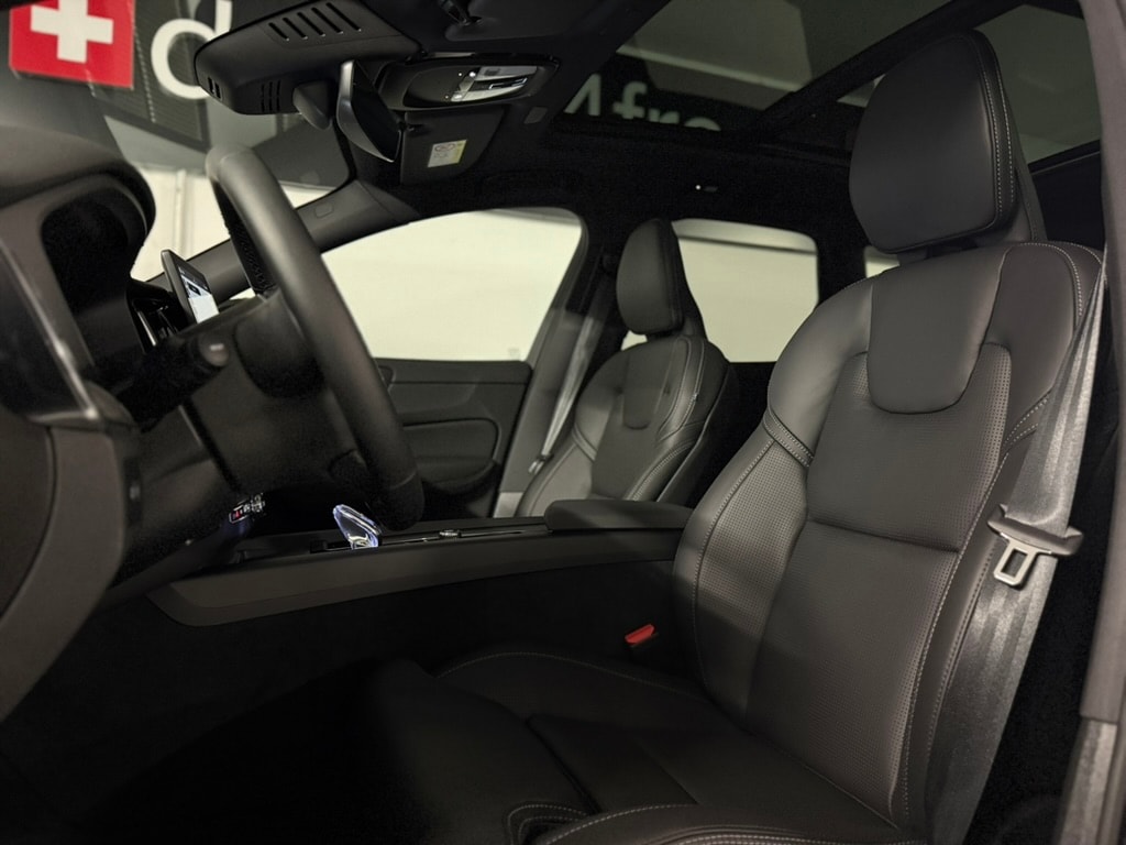 VOLVO XC60 T6 eAWD PluginHybrid Black Edition Geartronic-image-8