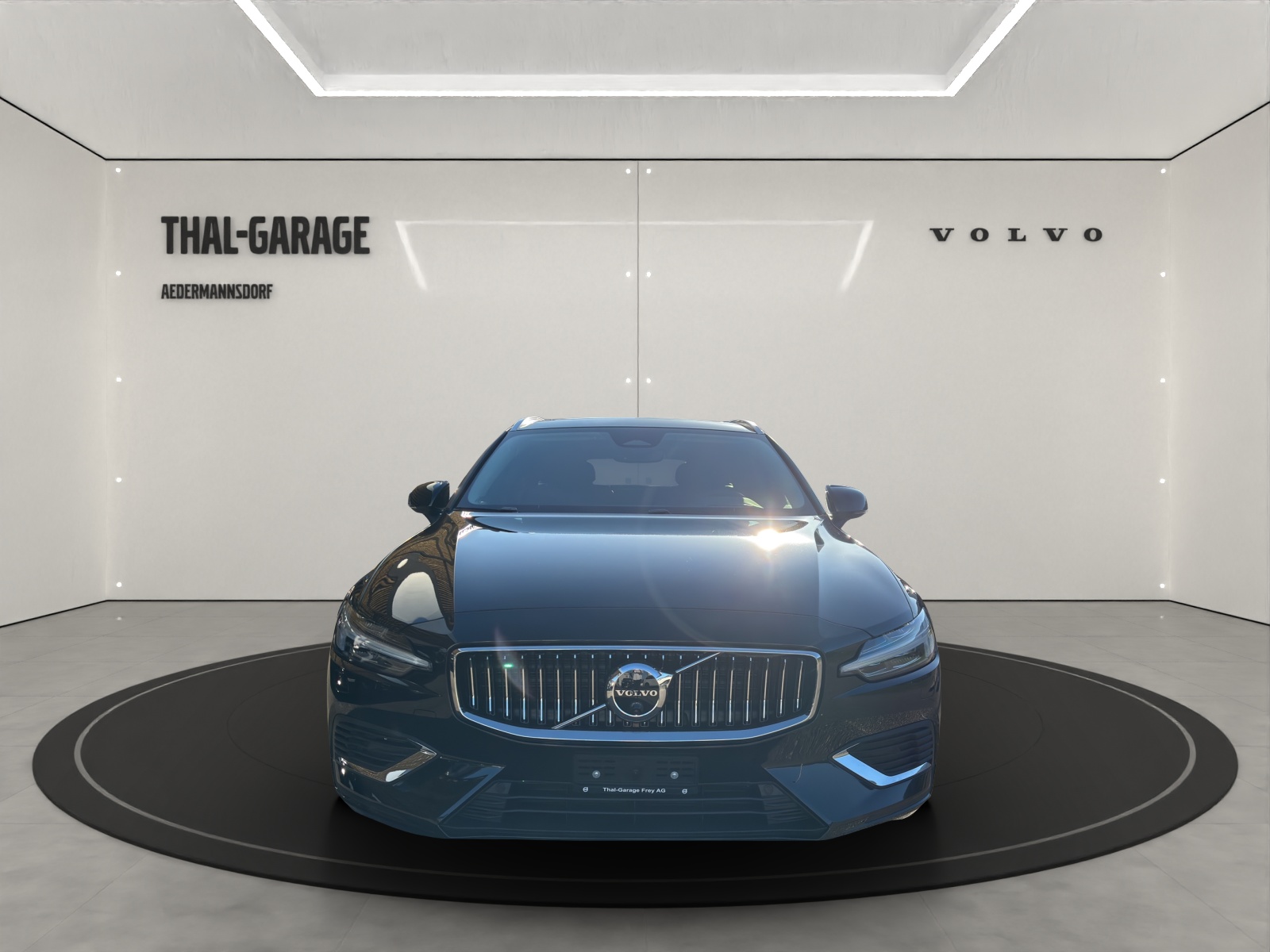 VOLVO V60 2.0 T8 TE Ultra Bright eAWD-showroom-element-1
