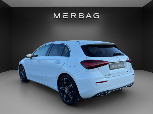 MERCEDES-BENZ A 250 4Matic 8G-DCT-image-3