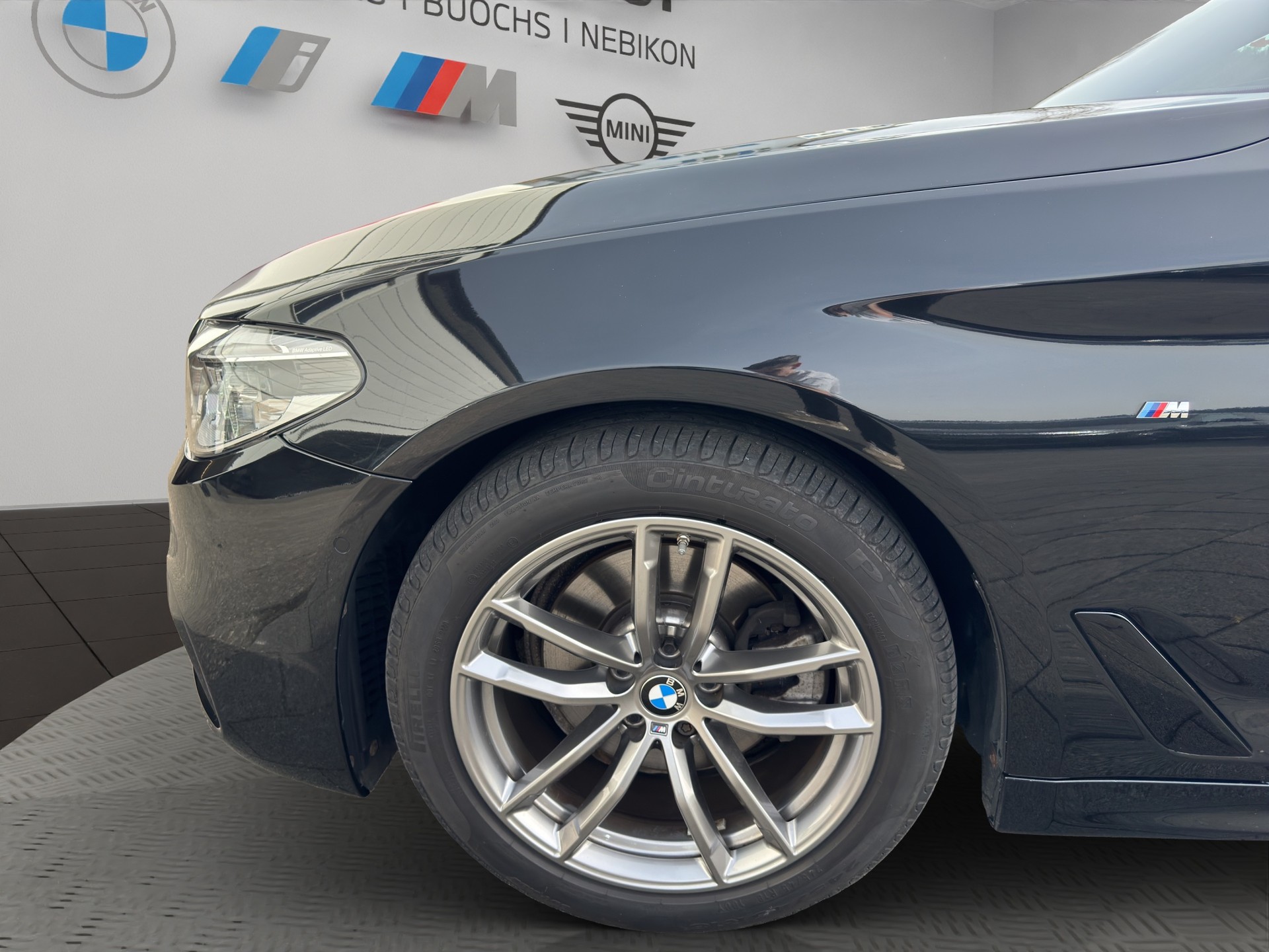 BMW 520d xDrive Touring Steptronic-image-8