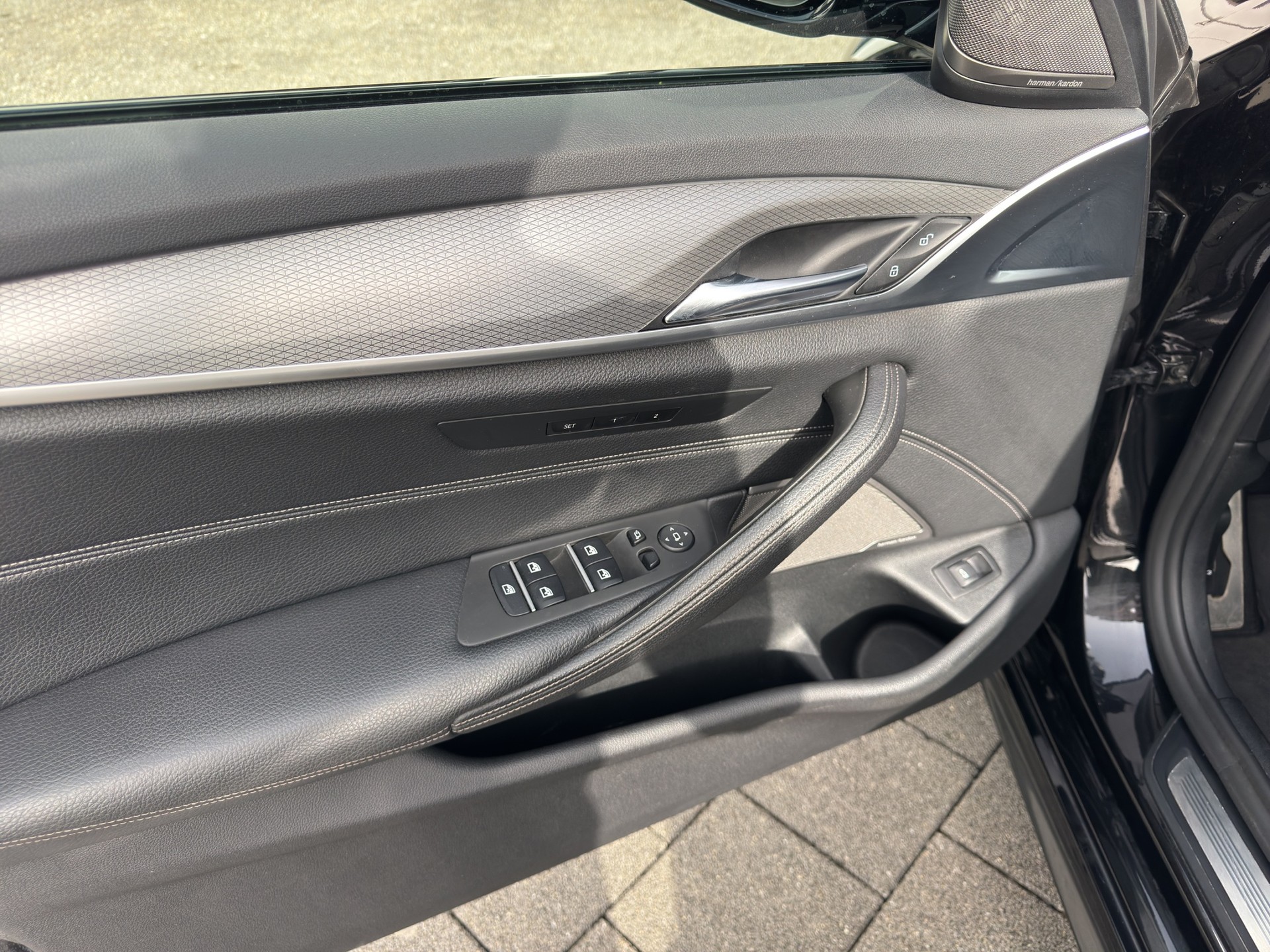 BMW 520d xDrive Touring Steptronic-image-16