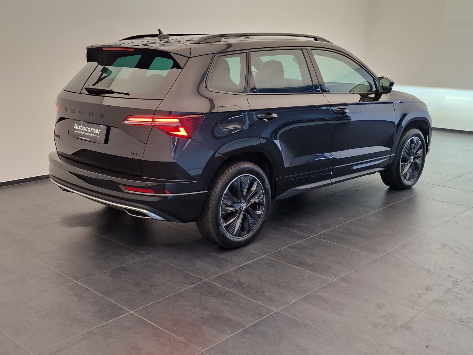 SKODA Karoq 2.0 TSI SportLine 4x4 DSG-image-6