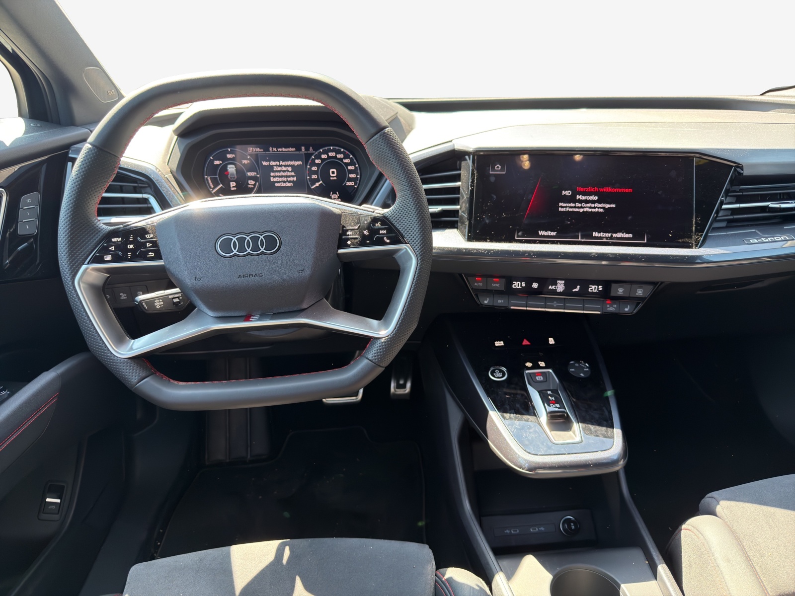 AUDI Q4 e-tron 45 Edition Swiss Ski quattro-image-10