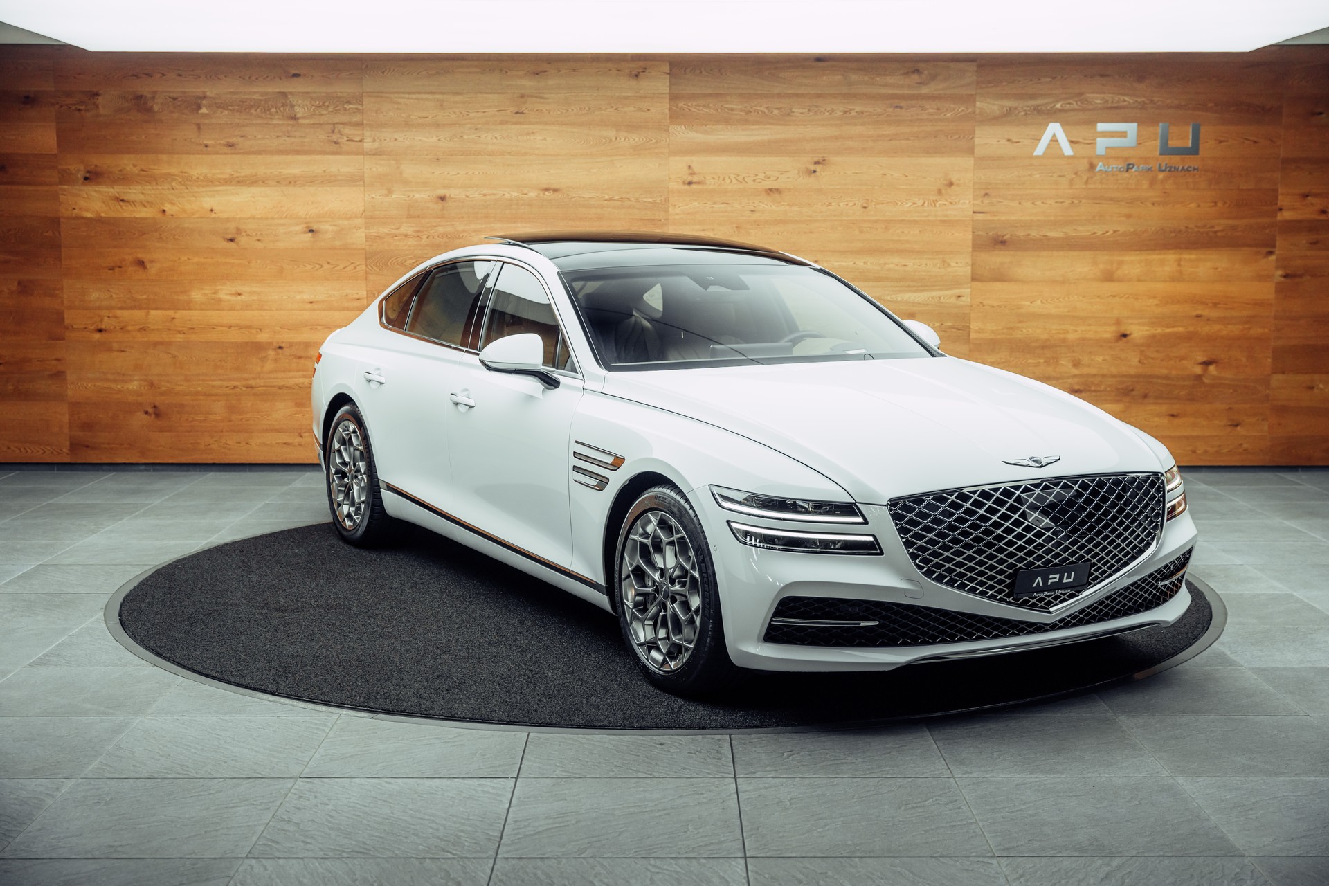 GENESIS G80 2.5 TGDI Luxus AT8 AWD-image-0