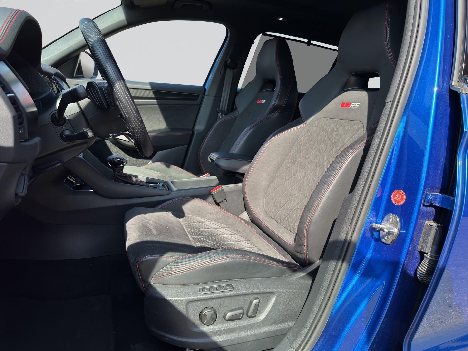 SKODA Kodiaq 2.0 TSI RS Black 4x4-image-5