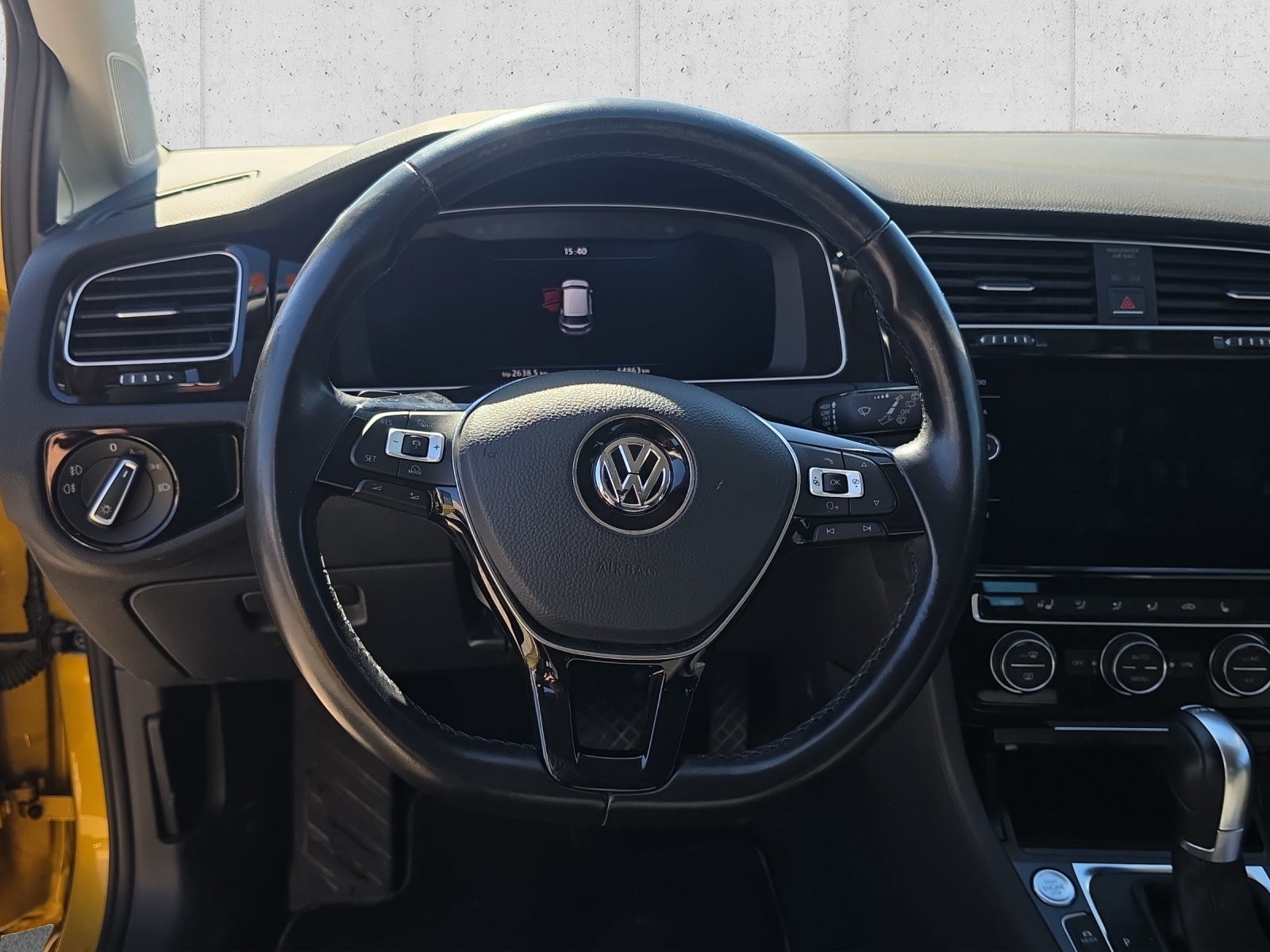 VW Golf 1.4 TSI Highline DSG-image-9