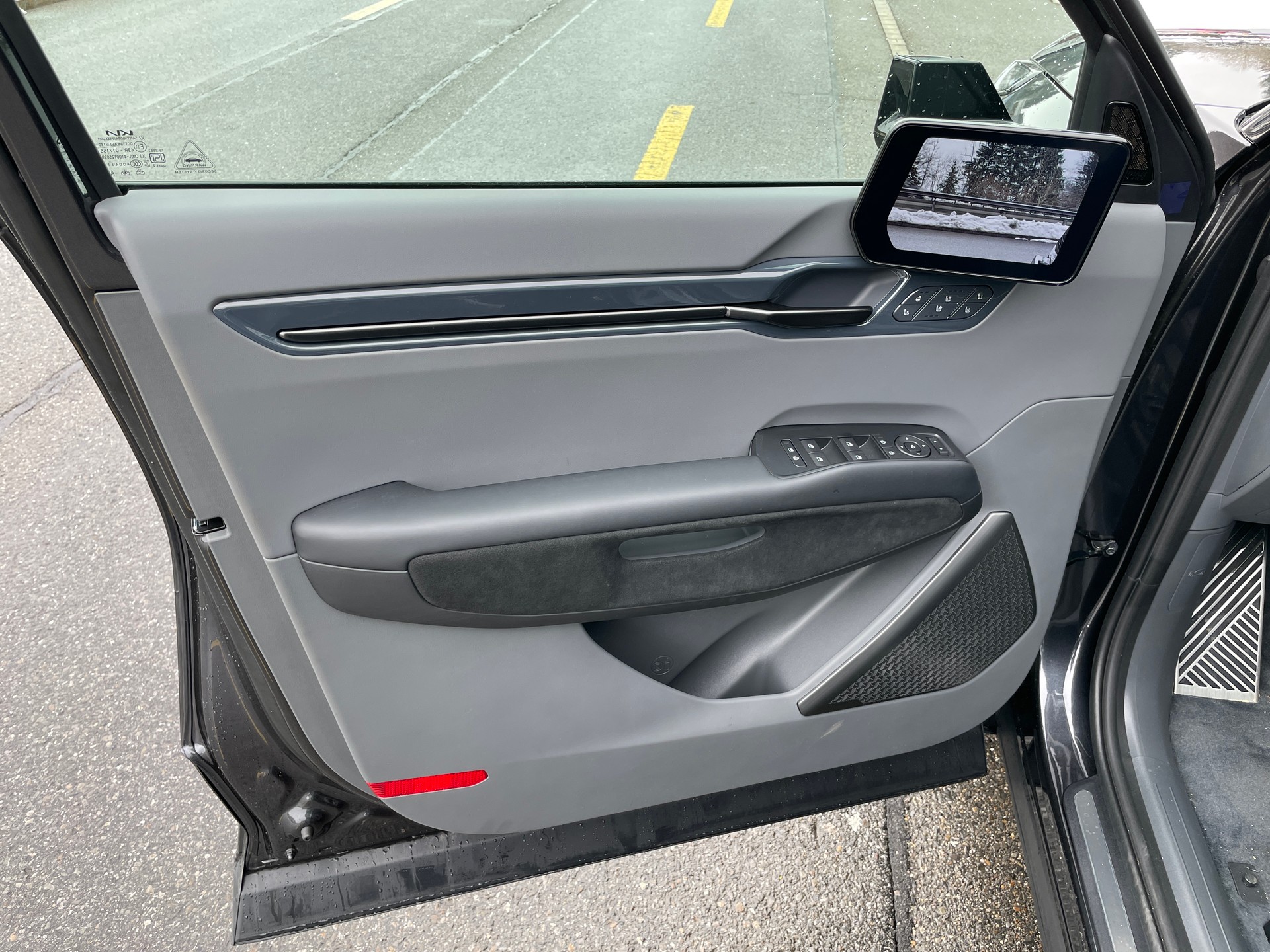 KIA EV9 99,8 kWh GT 4x4 mit Panorama Schiebedach und Digitale Rückspiegel-image-14