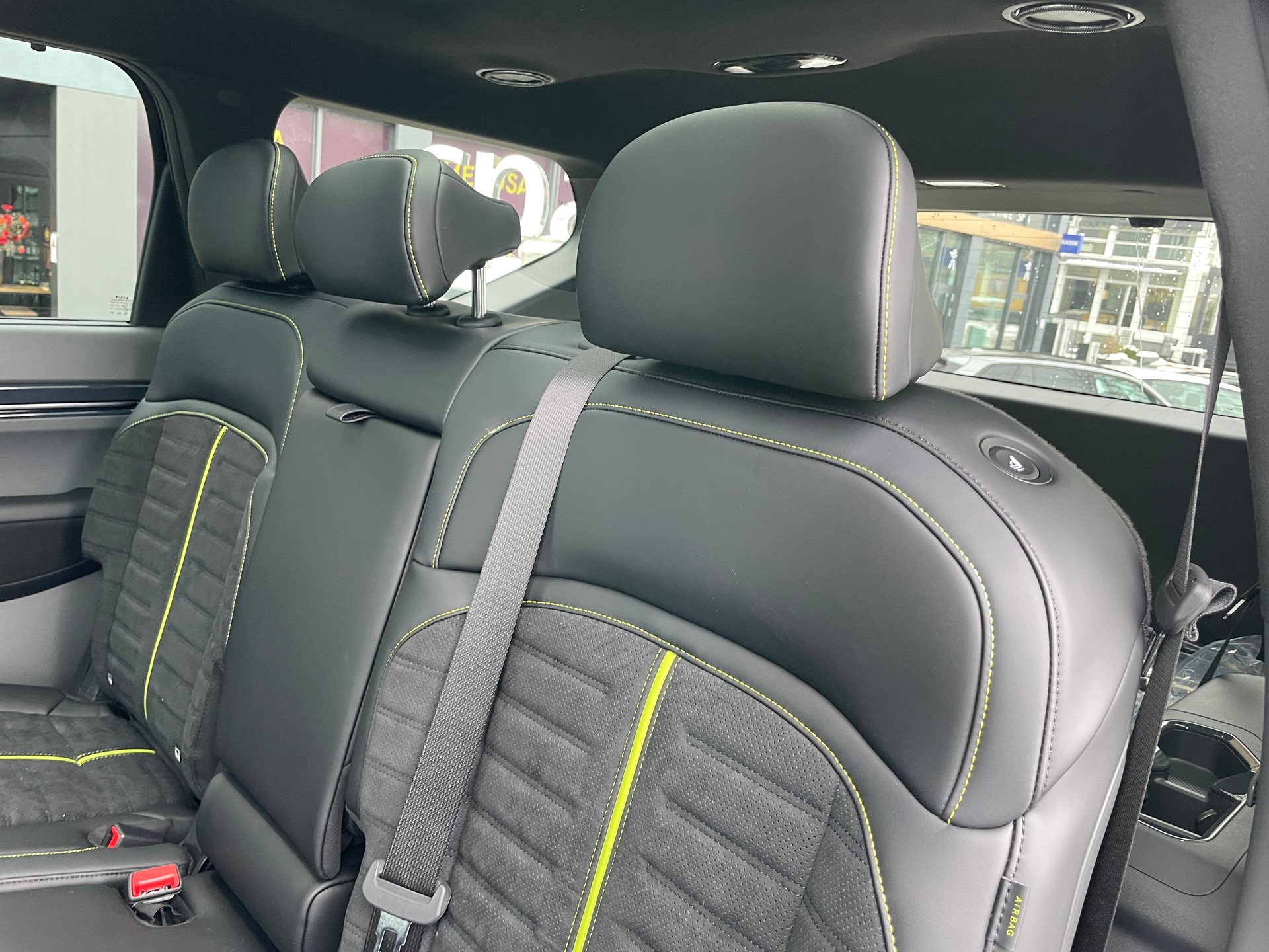 KIA EV9 99,8 kWh GT 4x4 mit Panorama Schiebedach und Digitale Rückspiegel-image-18