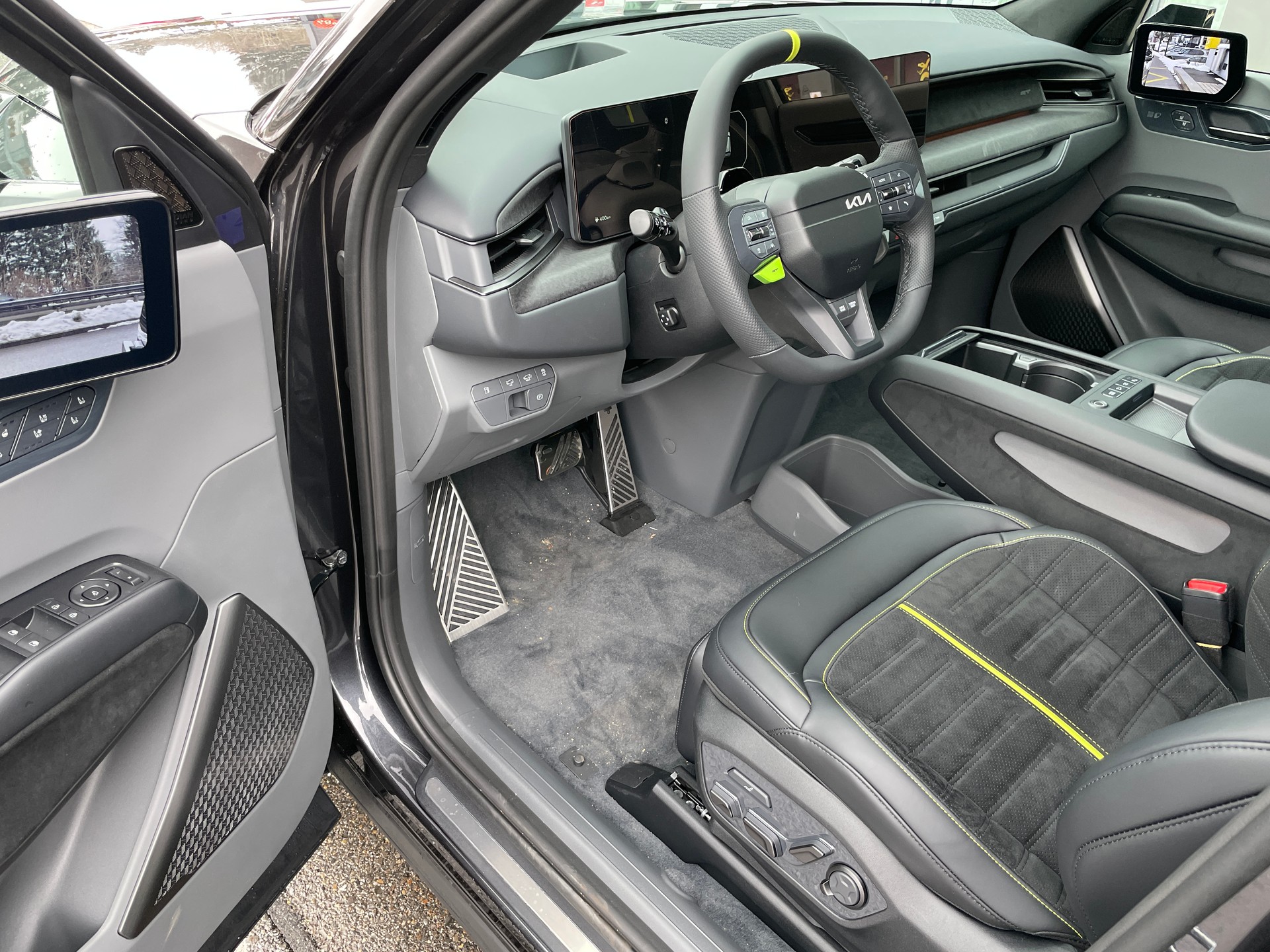 KIA EV9 99,8 kWh GT 4x4 mit Panorama Schiebedach und Digitale Rückspiegel-image-15