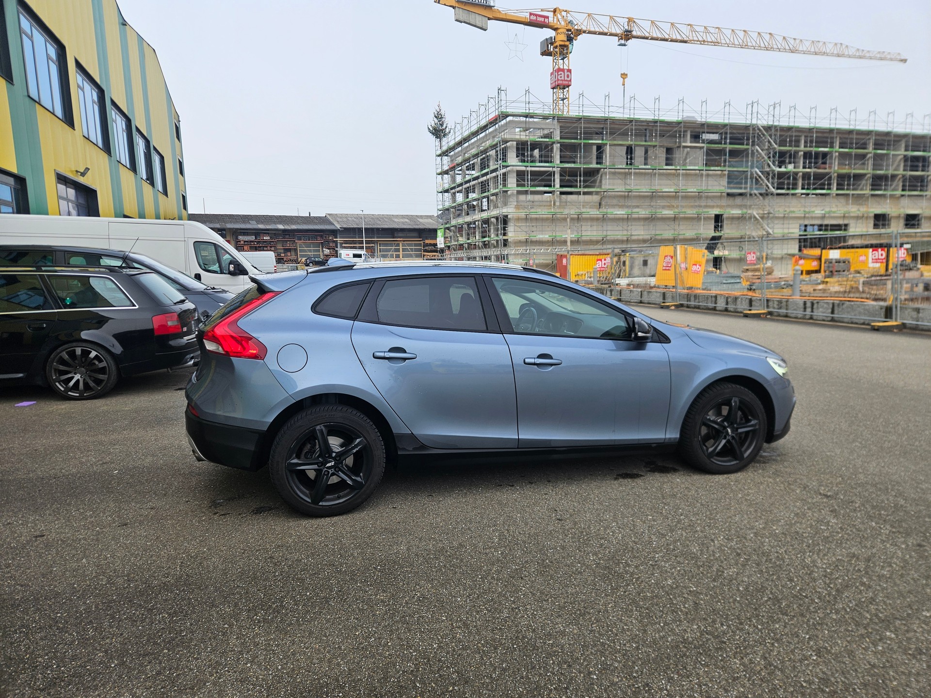 VOLVO V40 Cross Country T5 AWD Summum Geartronic-image-5