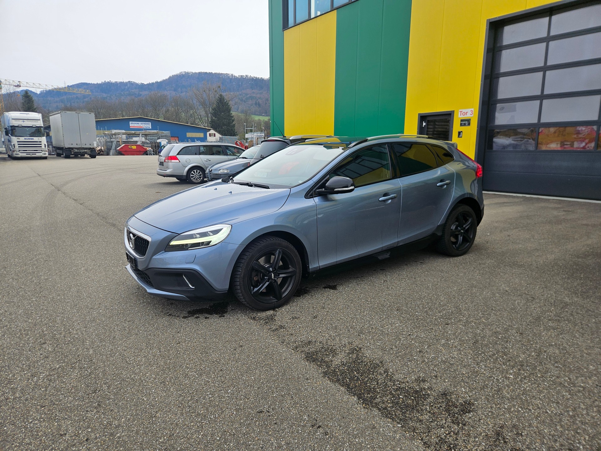 VOLVO V40 Cross Country T5 AWD Summum Geartronic-image-10