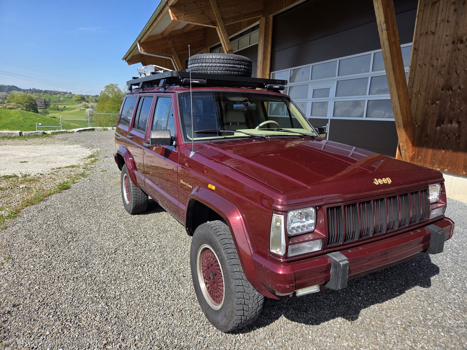JEEP Cherokee 4.0 Country Club