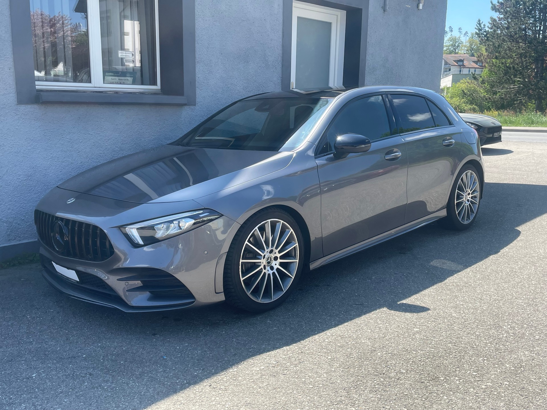 MERCEDES-BENZ MERCEDES-BENZ A 250 AMG LINE